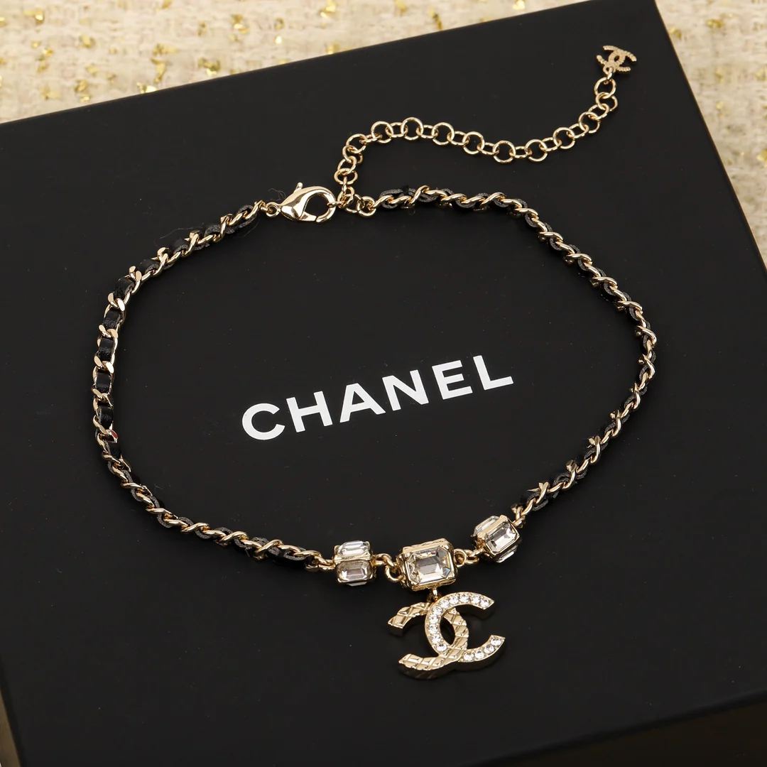 Колье Chanel 447
