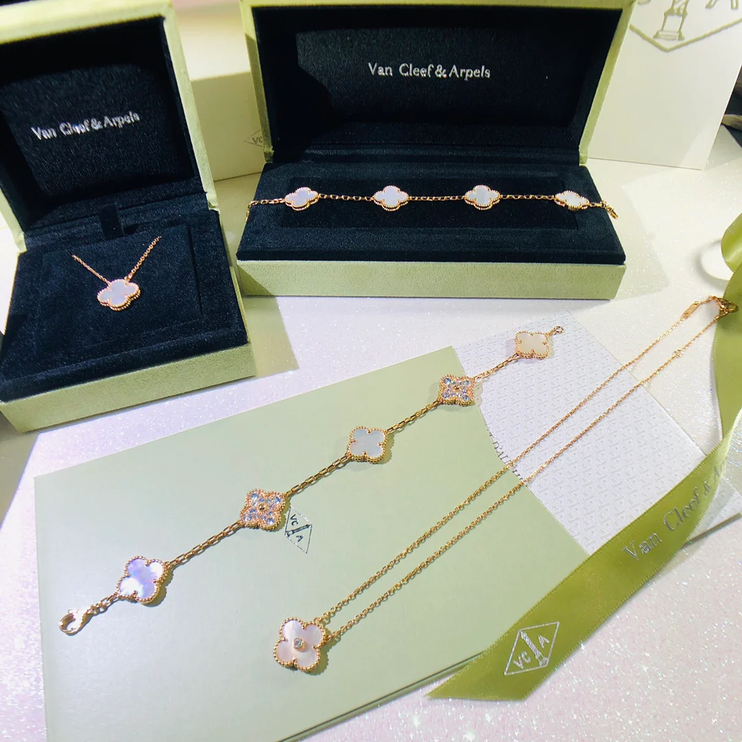 Браслет VCA - 4