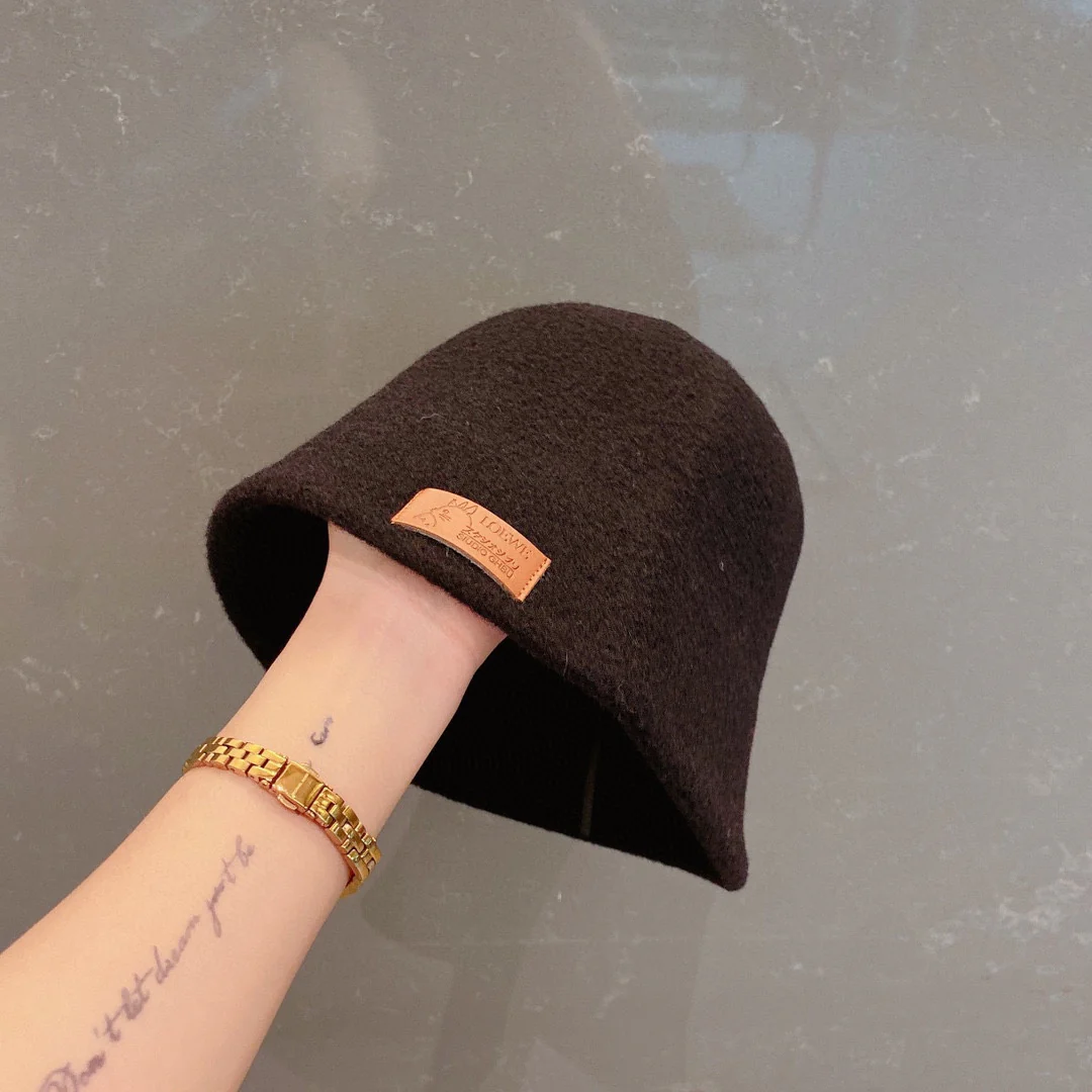 Lolwei - Рыбацкая шапка из кроличьей шерсти - Черная