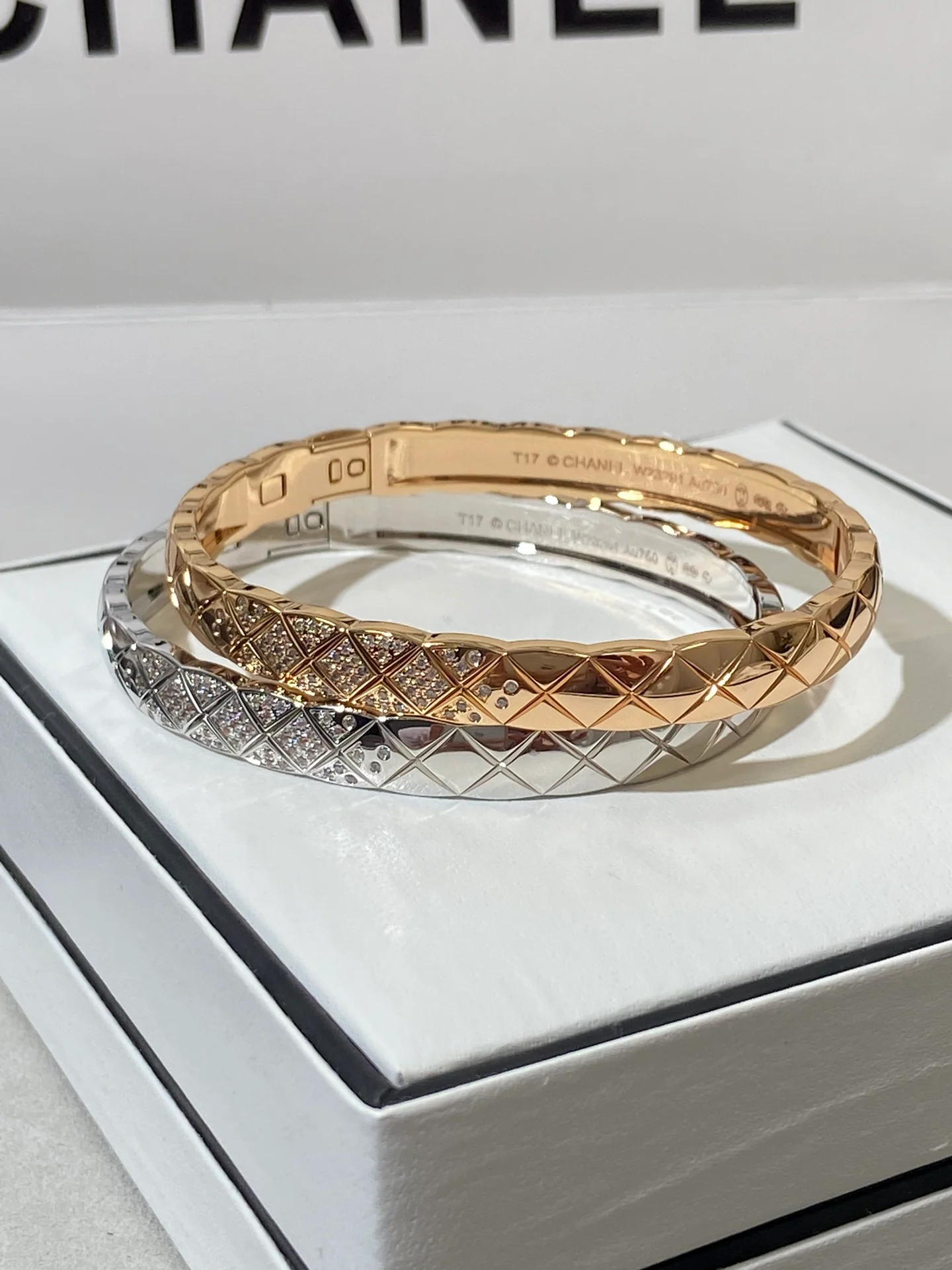 Браслет Chanel 105