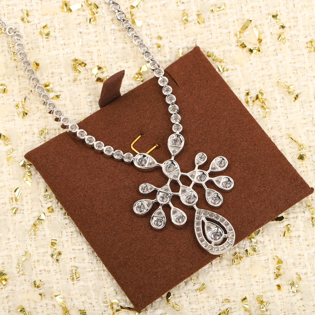 Колье Chaumet 030