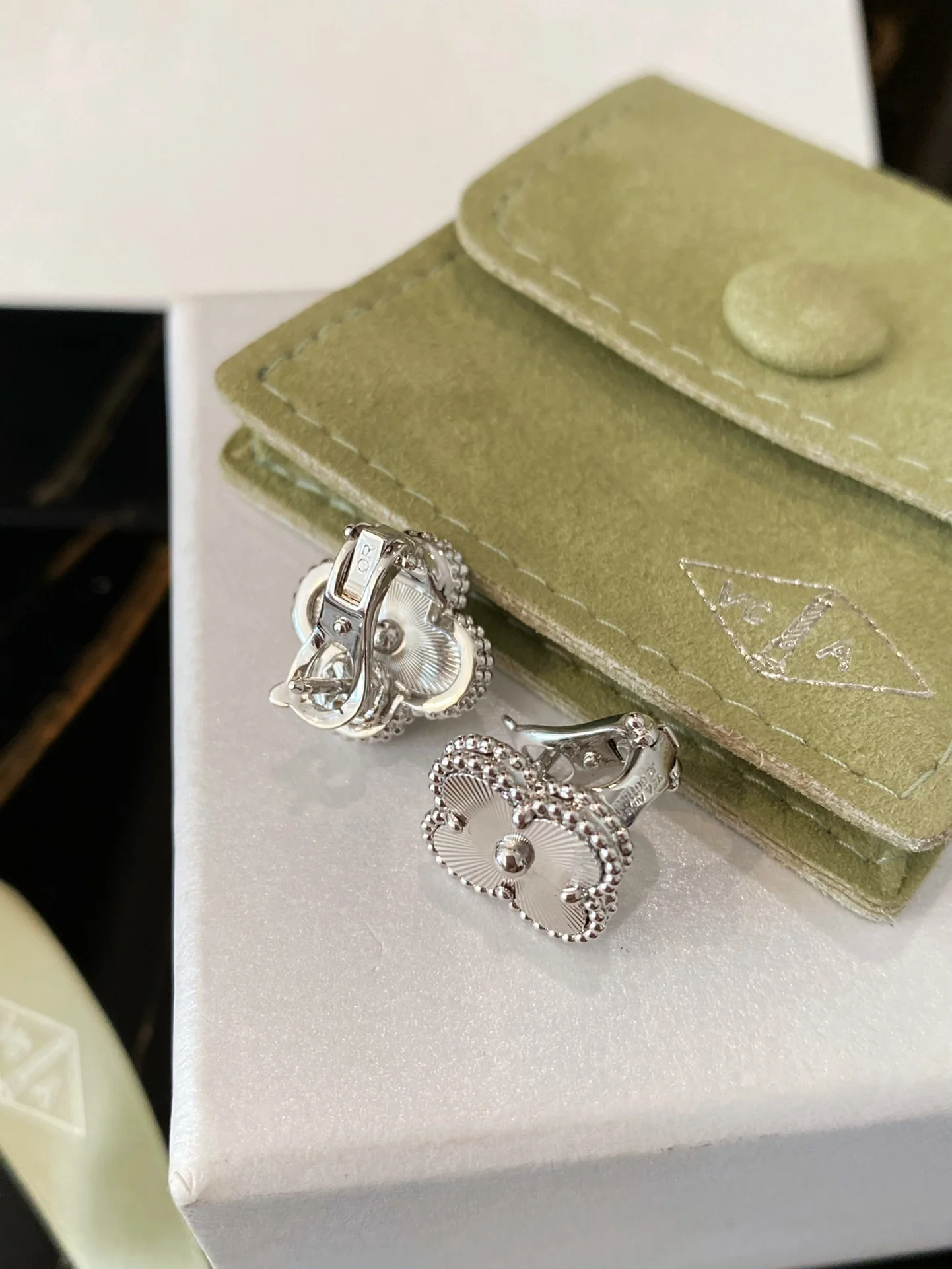 Серьги VCA 070