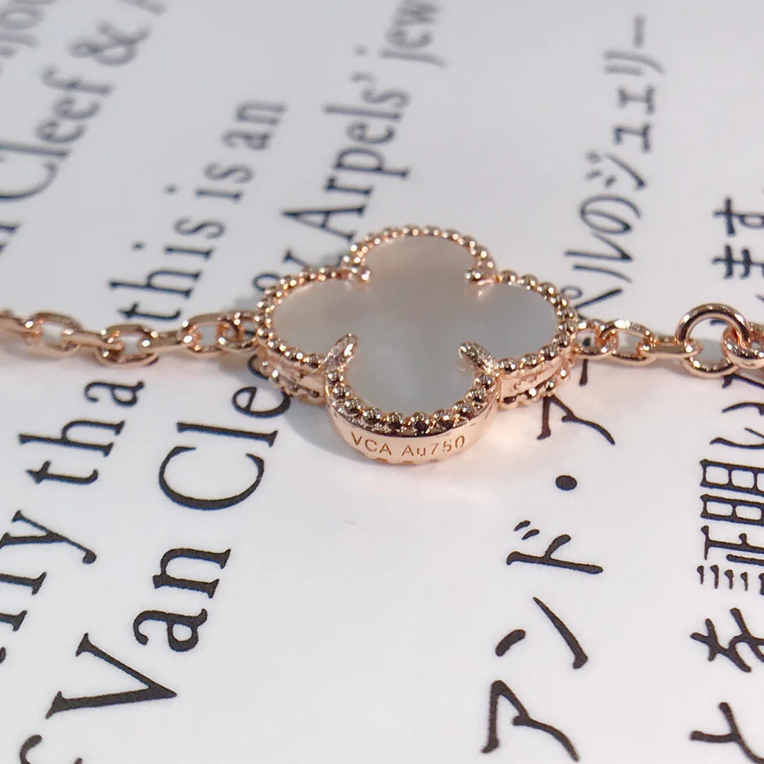 Браслет VCA - 18