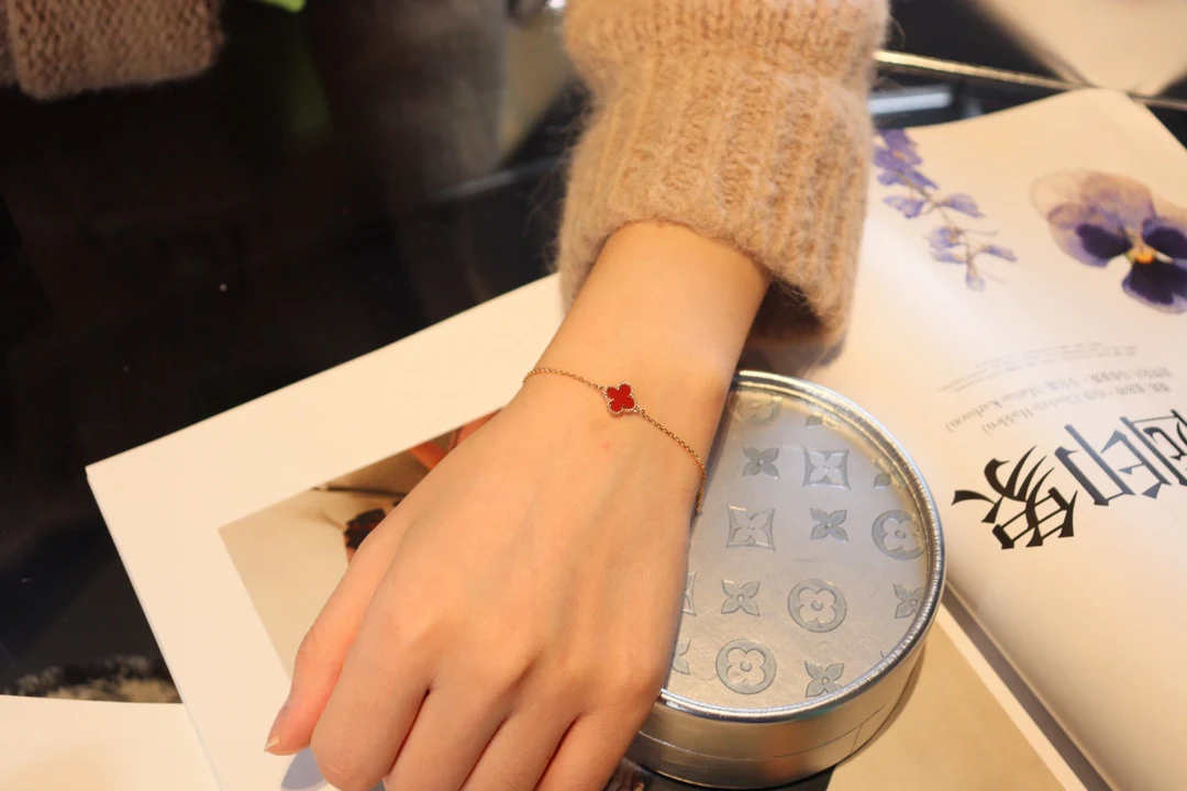 Van Vek - Браслет 090