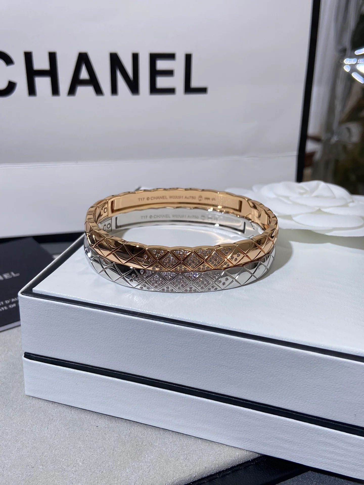 Браслет Chanel 105