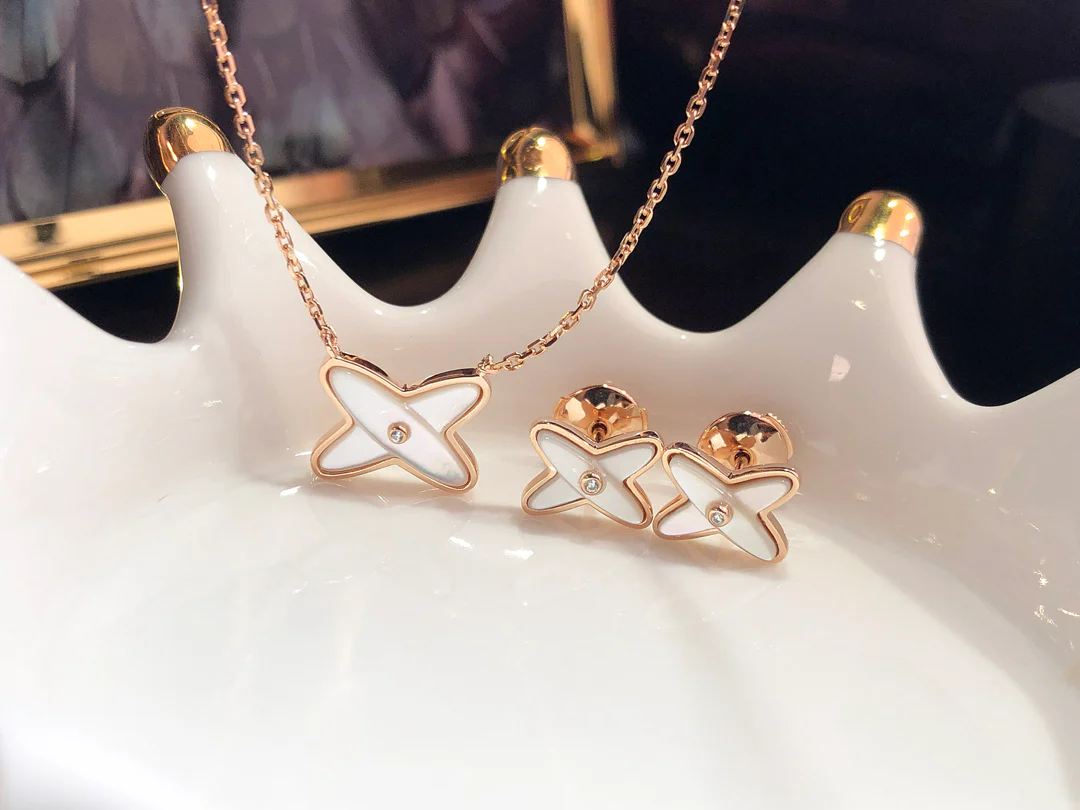 Серьги Chaumet 019