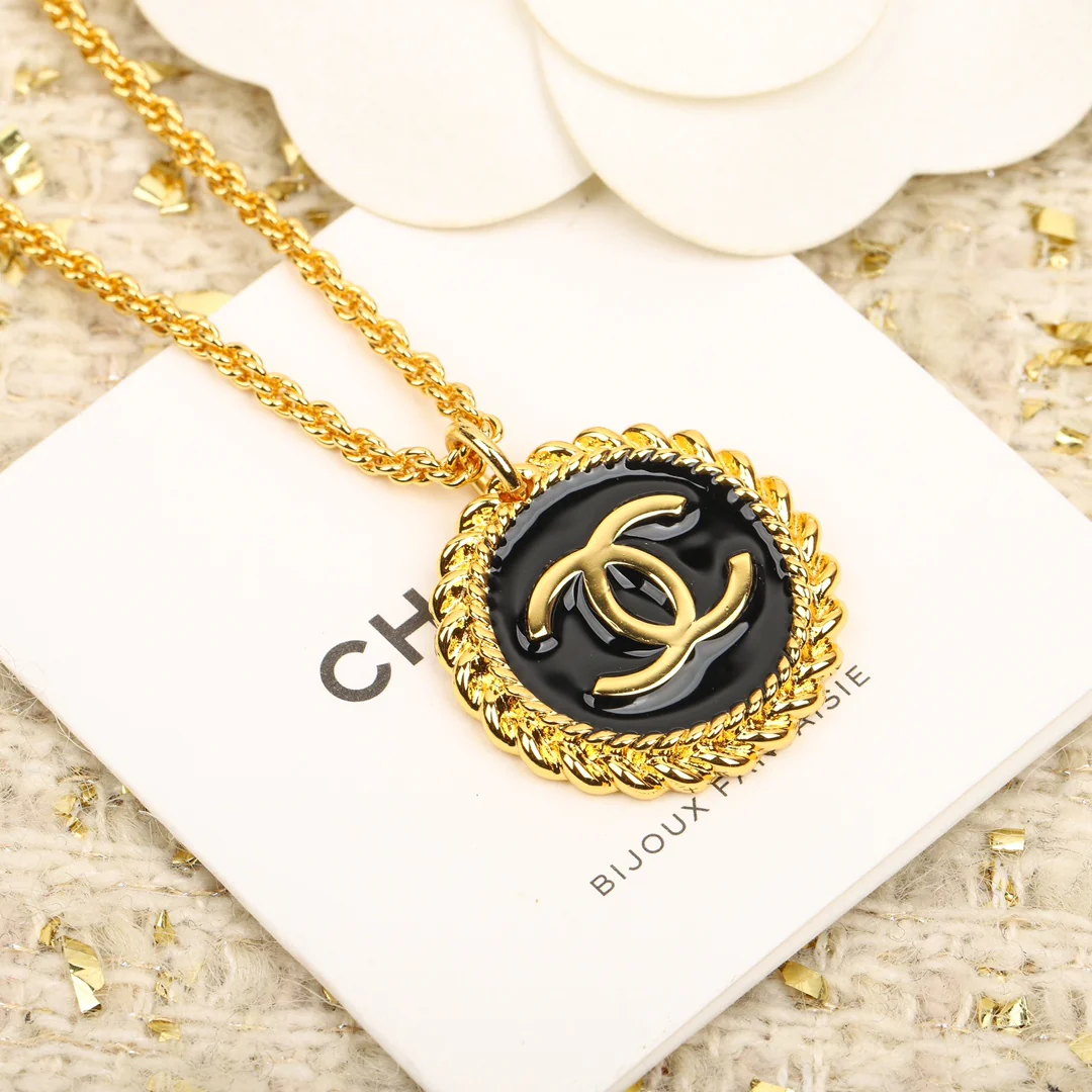 Колье Chanel 557