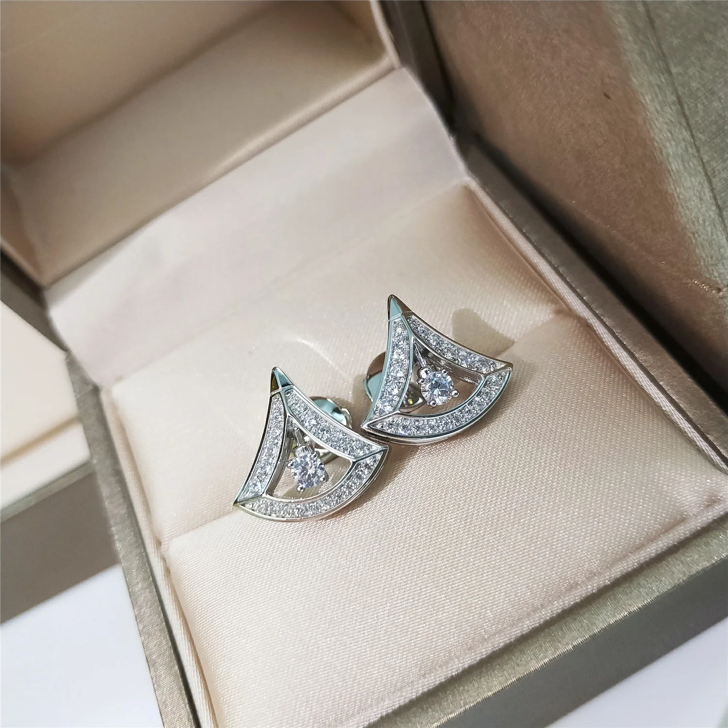 Серьги Bvlgari - 14