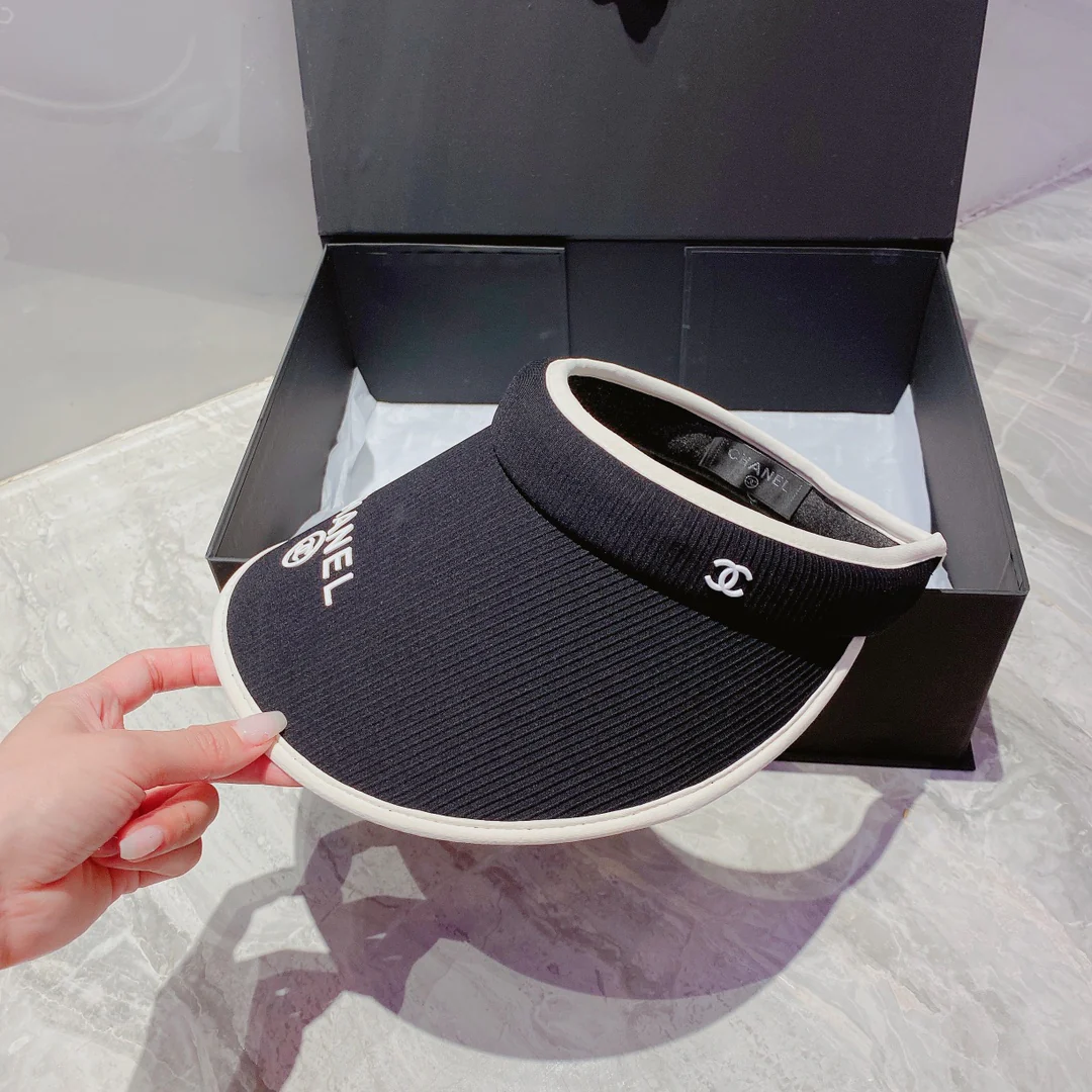 Солнцезащитная шляпа Chanel с открытым верхом - 5