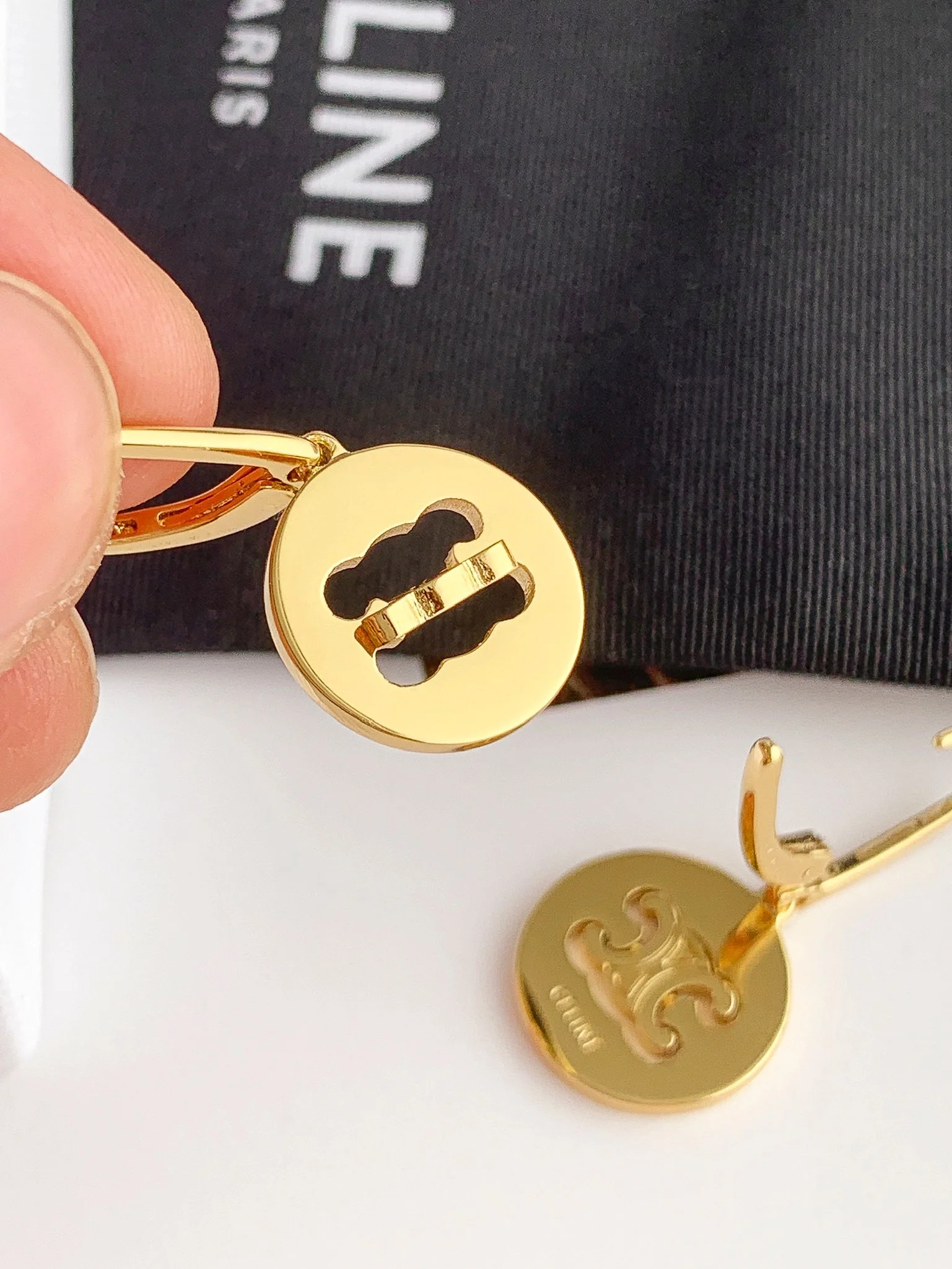 Серьги Celine 156