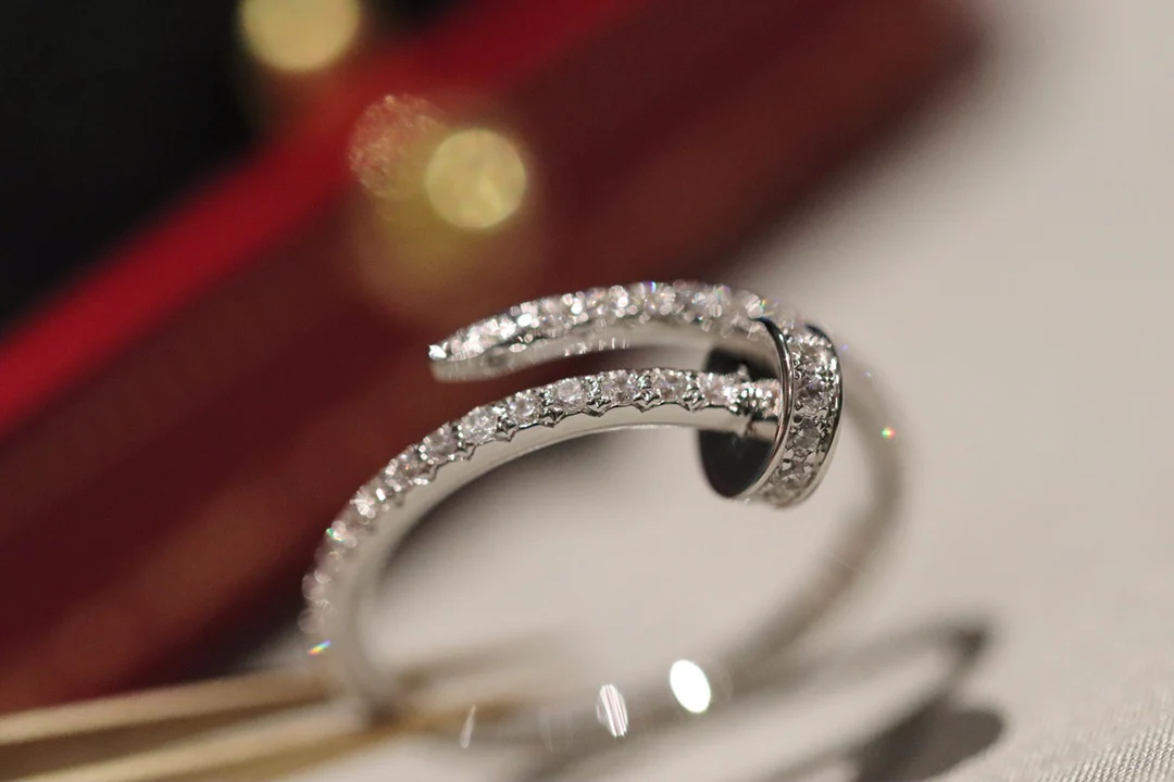 Кольцо Cartier 004