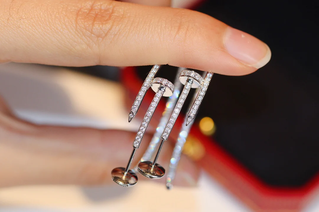 Серьги Cartier 038