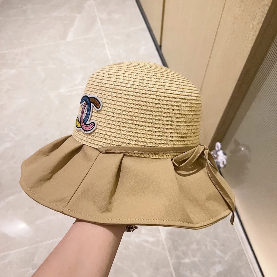 Chanel - Рыбацкая шляпа в курортном стиле