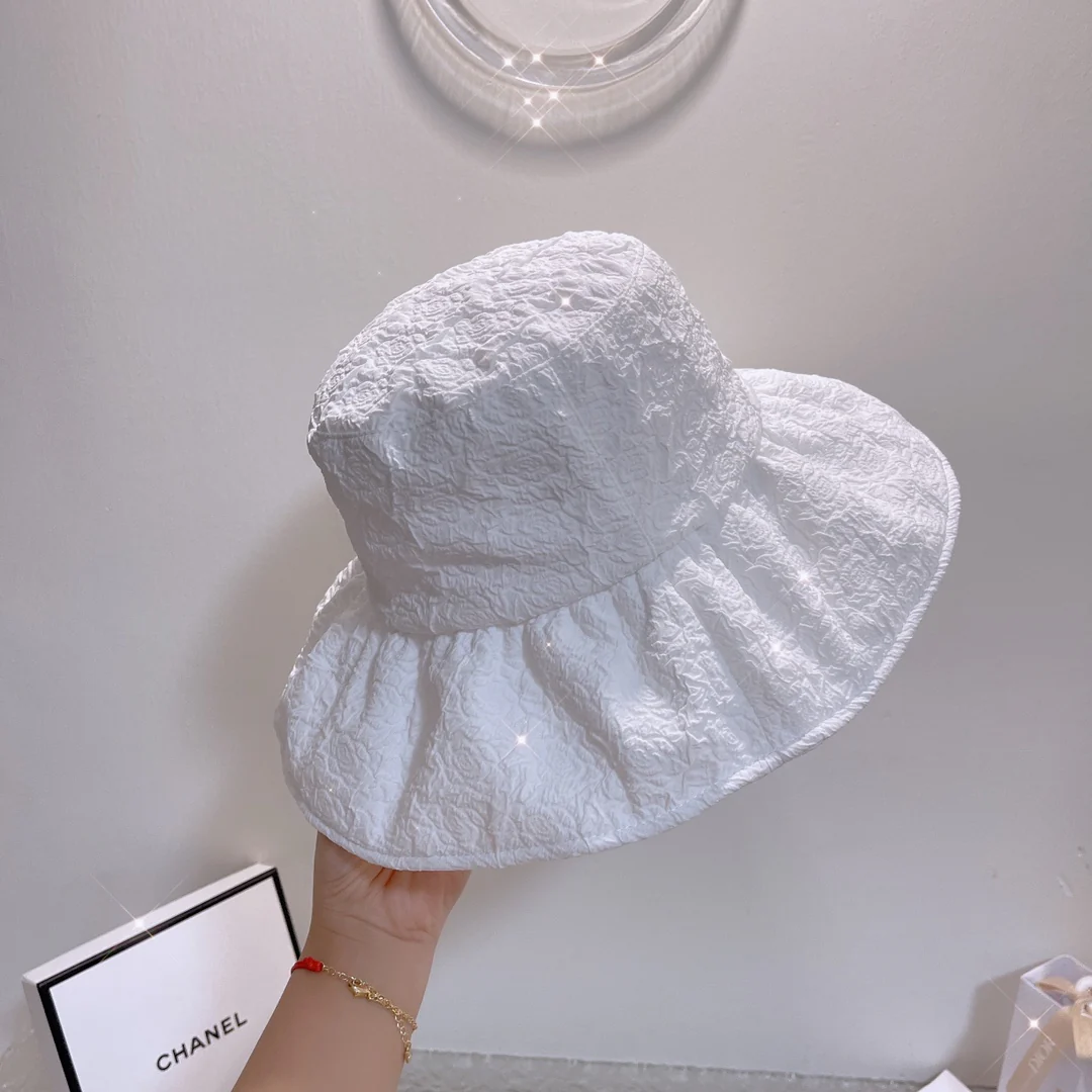 Chanel - Широкополая шляпа от солнца