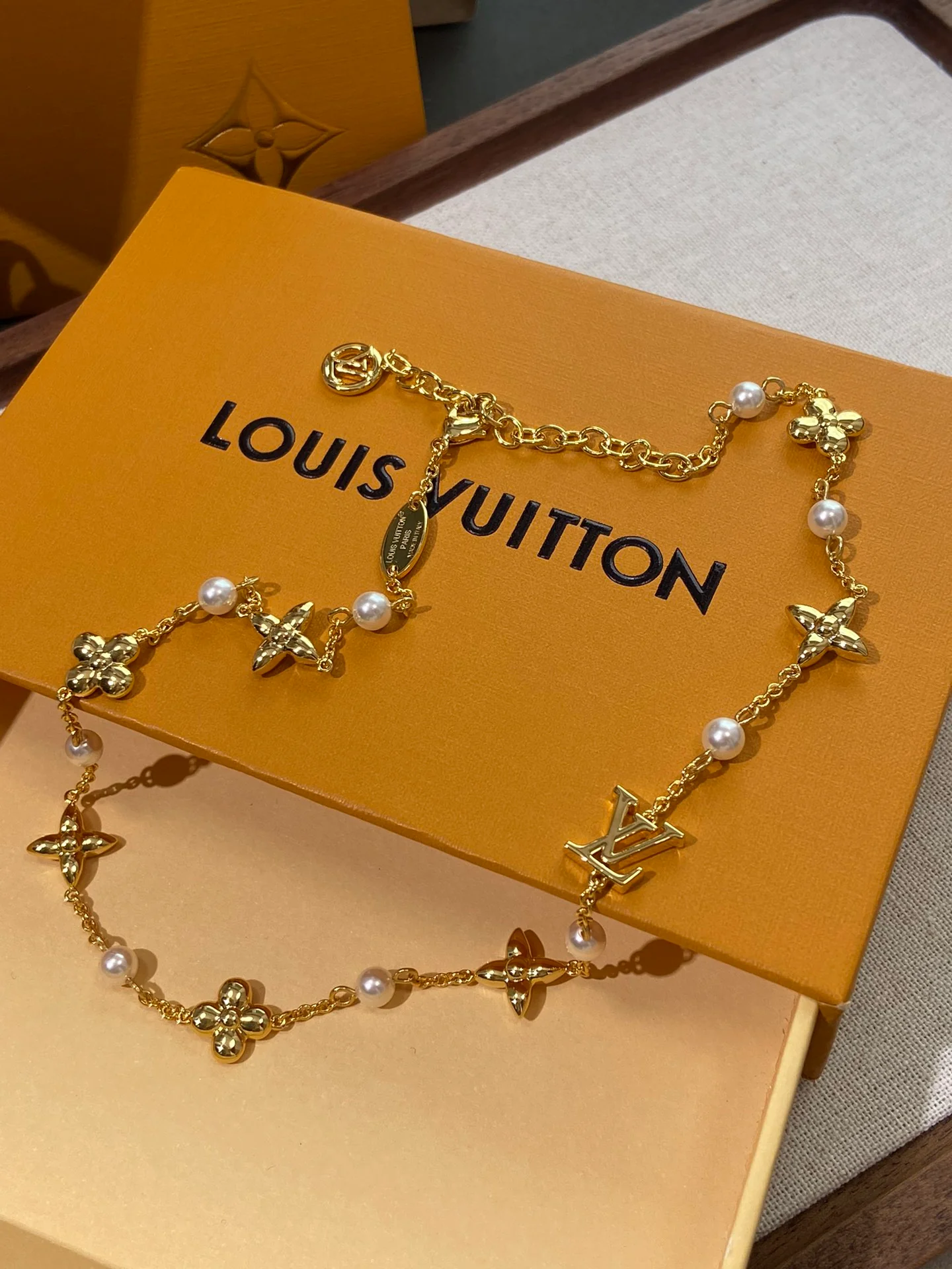 LV-Ожерелье 072