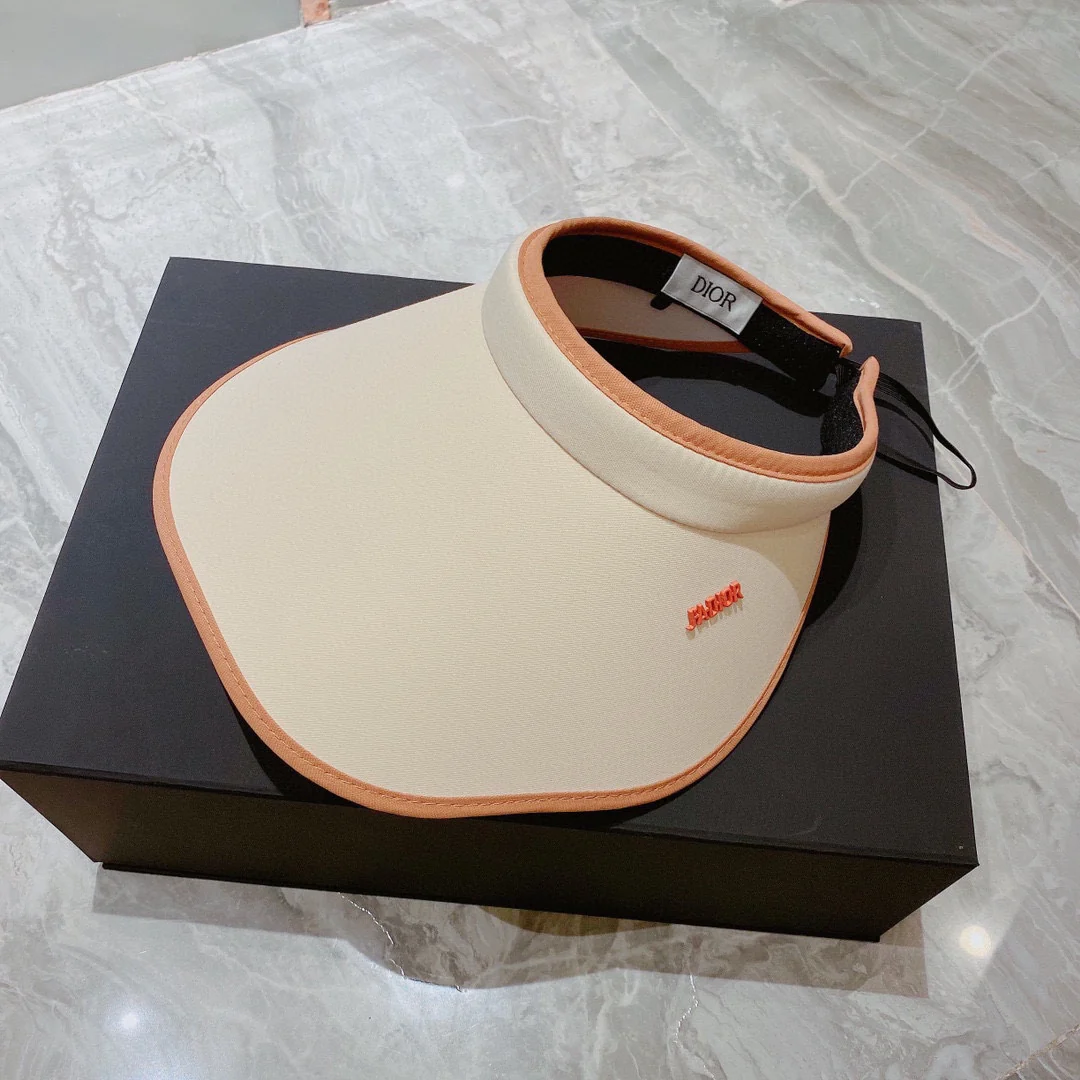 Dior - Солнцезащитная шляпа с волнистыми полями