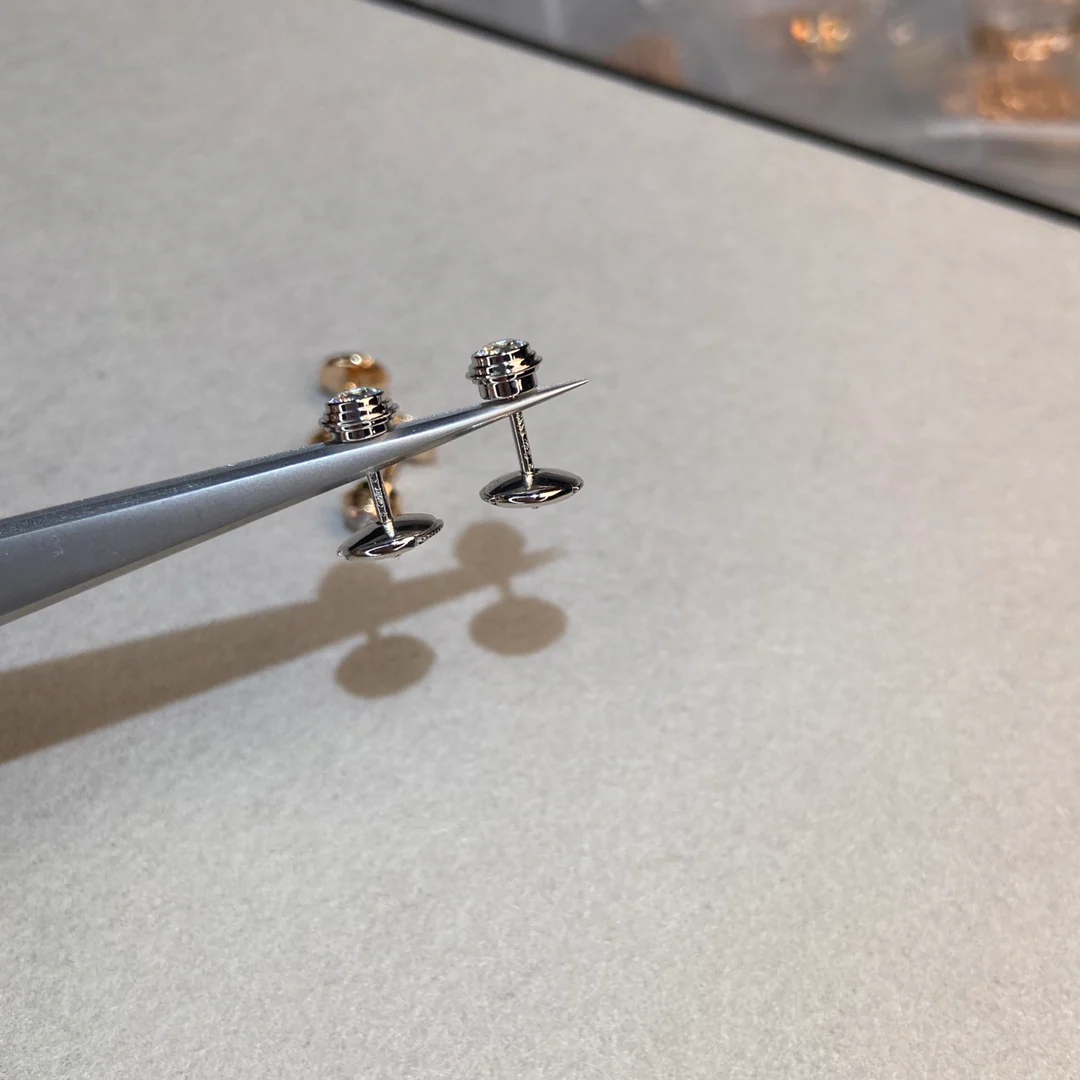 Серьги Cartier Sole с бриллиантами