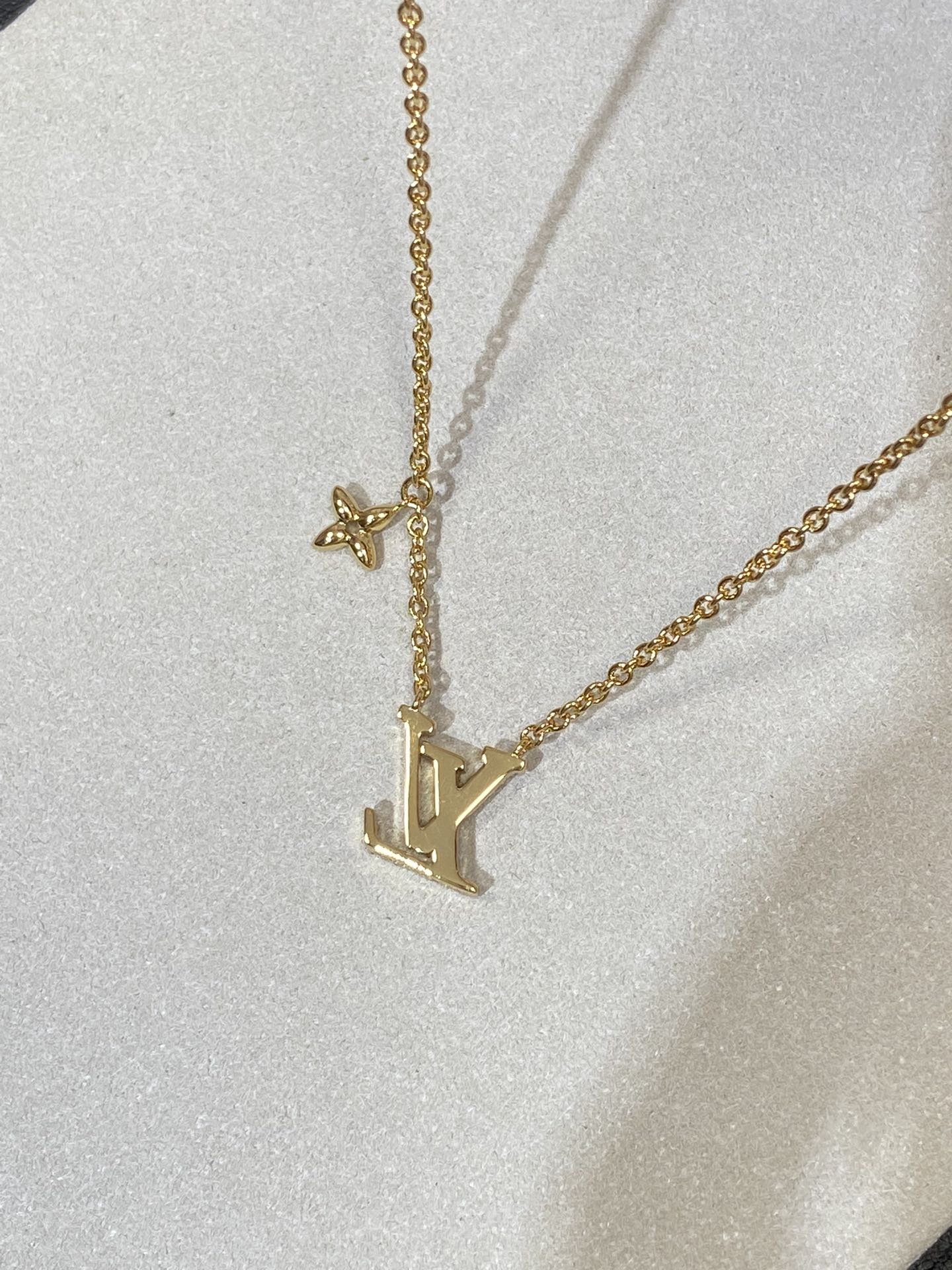 LV - Серьги 038