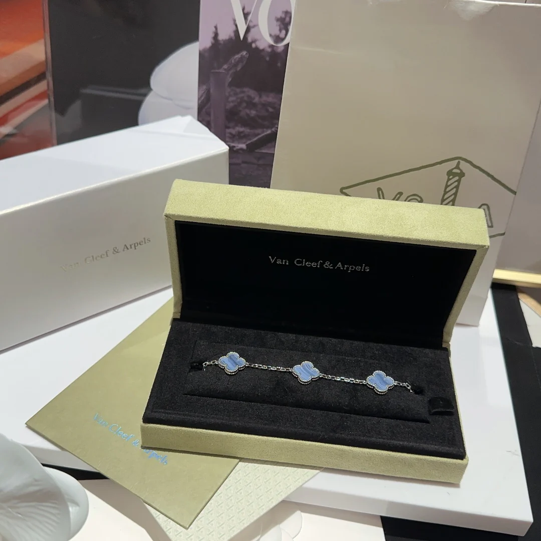 Van Vek - Браслет 095