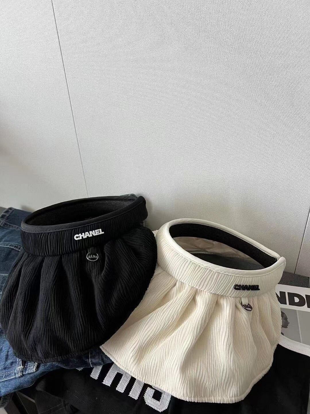 Солнцезащитная шляпа Chanel с открытым верхом - UVA