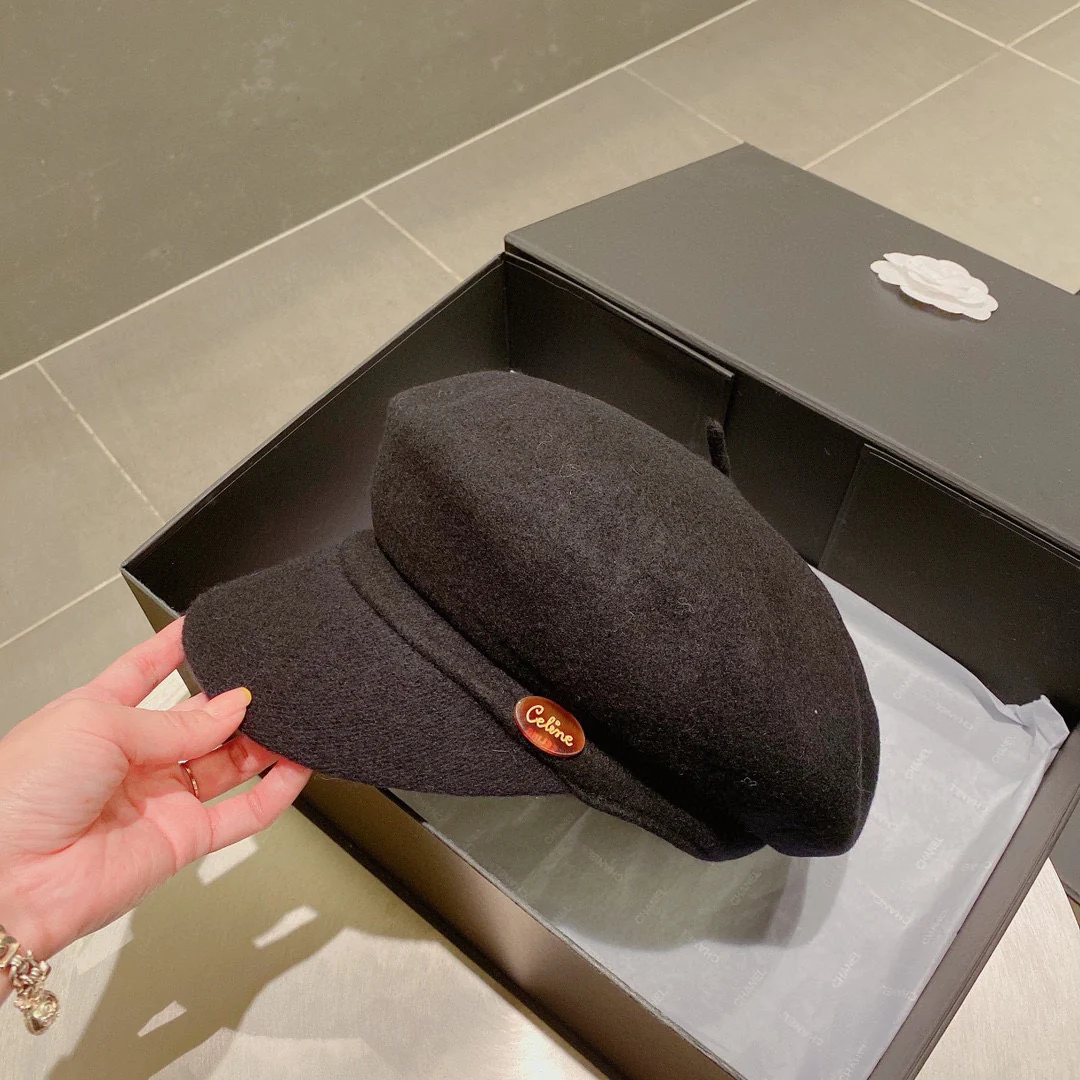 Шерстяной берет Celine - черный