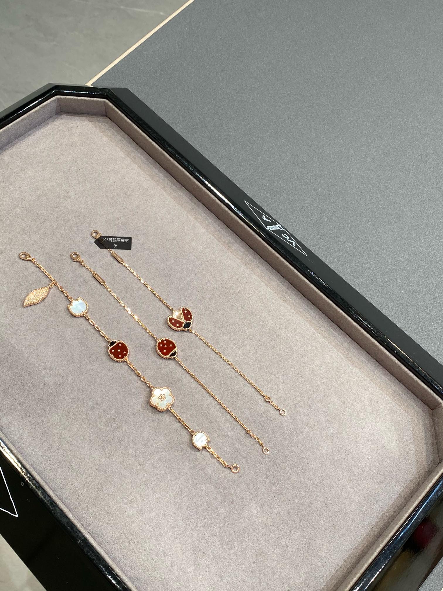 Van Vek - Браслет 037