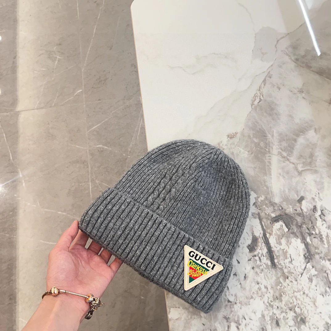 Вязаная шапка Gucci Classic Label - серая