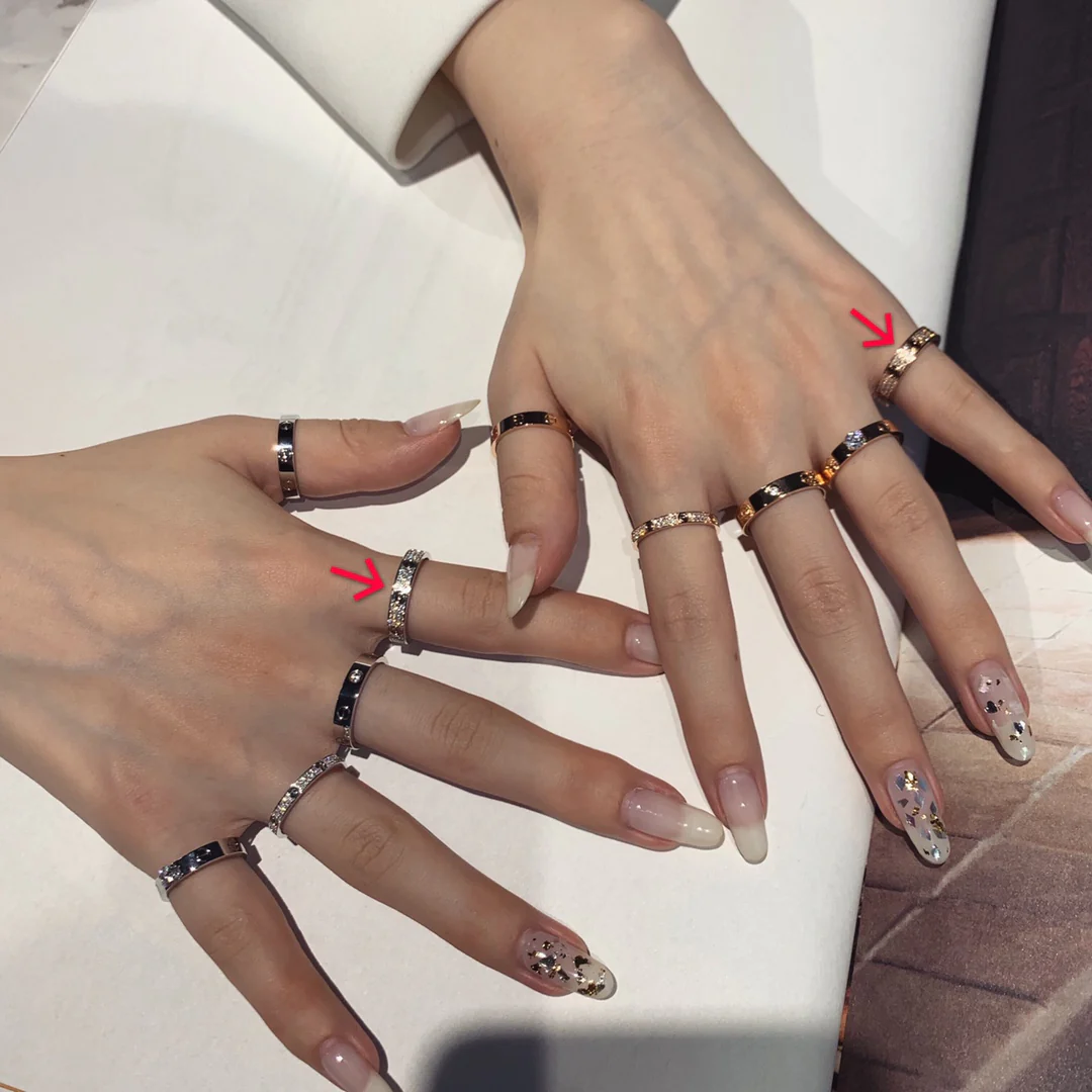 Кольцо Cartier Love - Starry Night в смелом дизайне