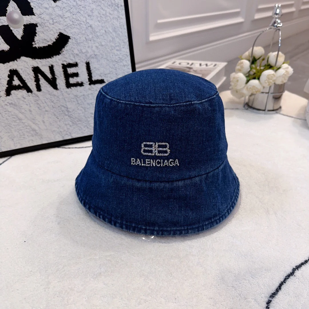 Balenciaga - Ковбойская панама