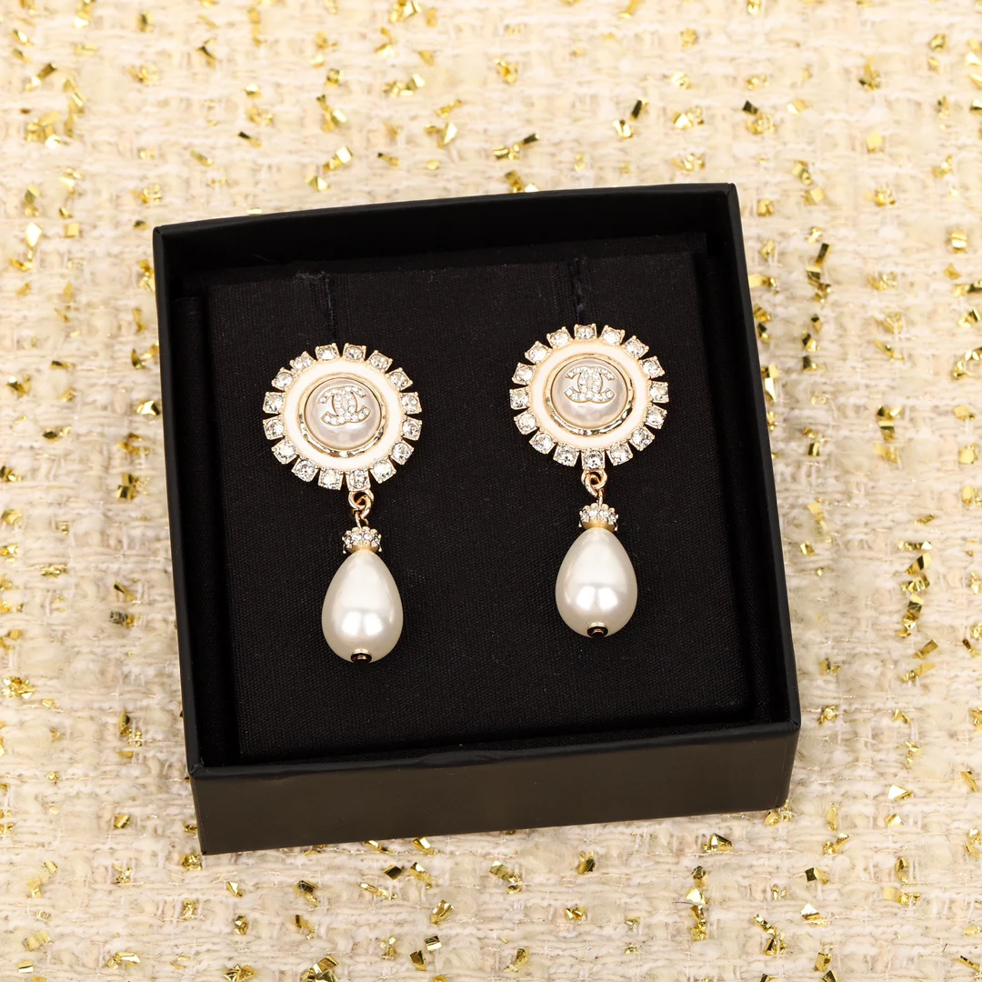 Серьги Chanel 1056