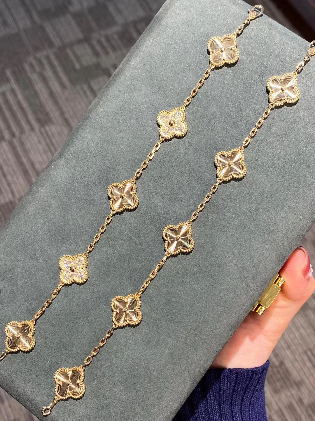 VCA-Браслет 001