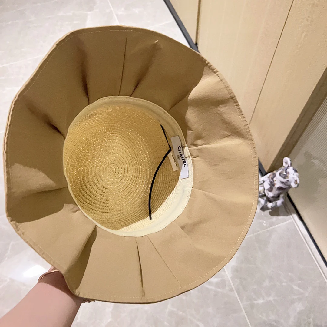 Chanel - Рыбацкая шляпа в курортном стиле