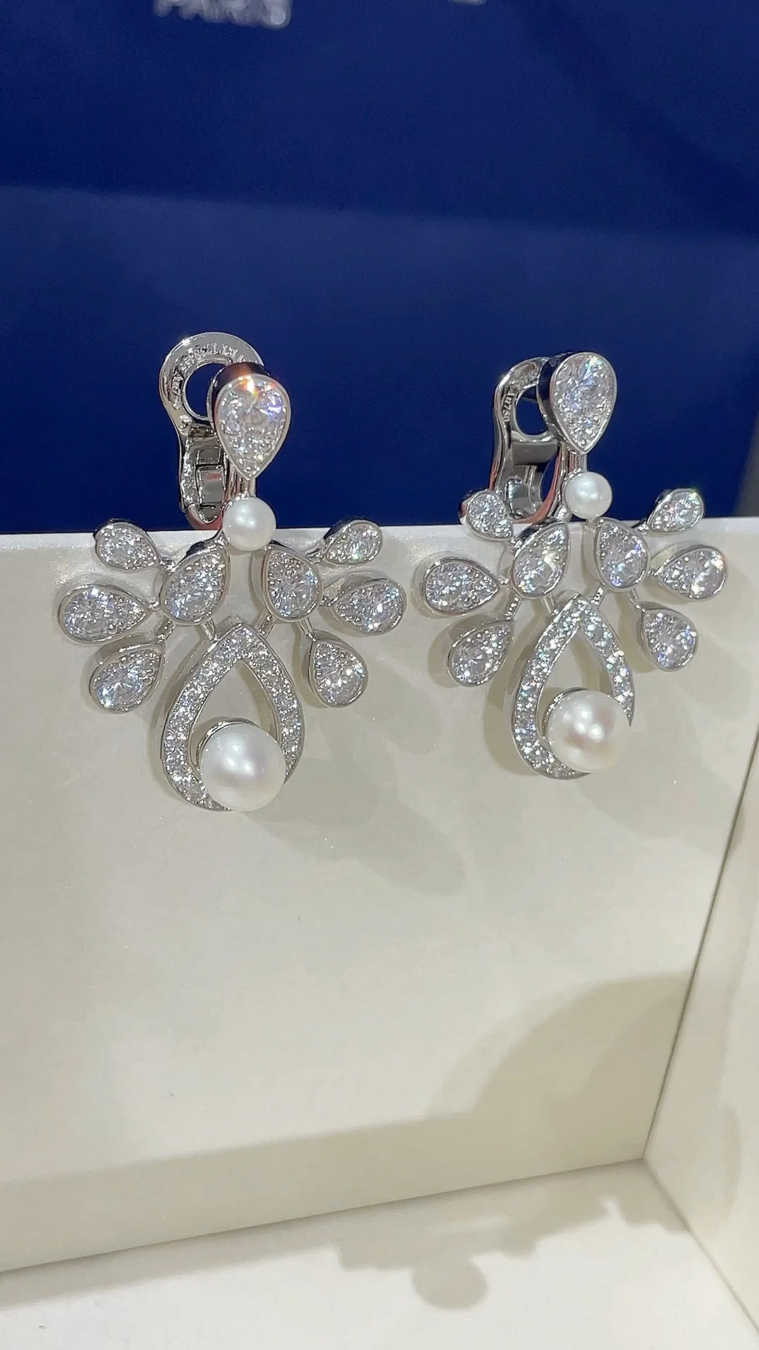 Серьги Chaumet 012