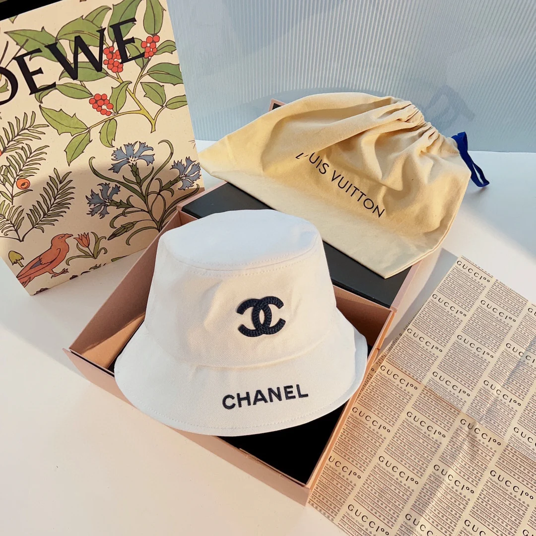 Chanel - Вышитая рыбацкая шляпа