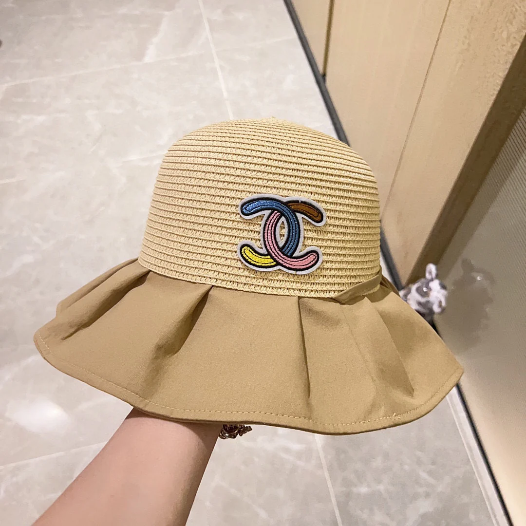 Chanel - Рыбацкая шляпа в курортном стиле