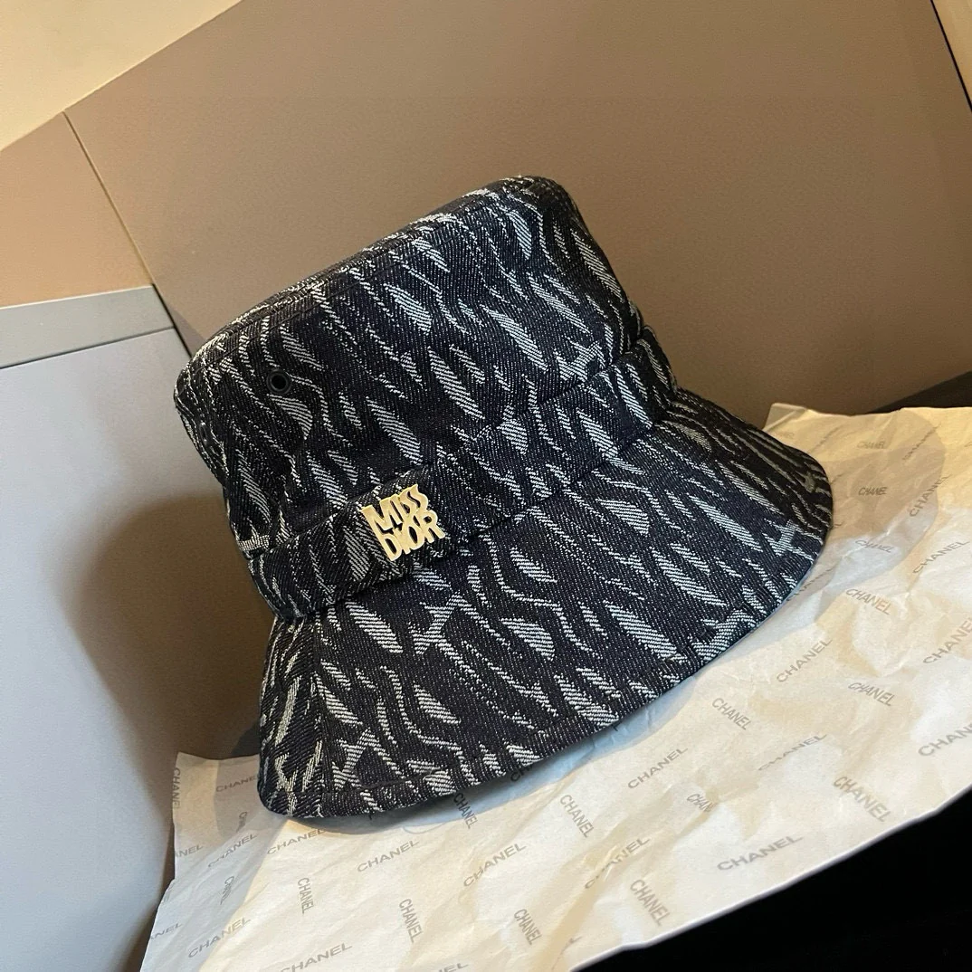 Панама с логотипом Dior — черная