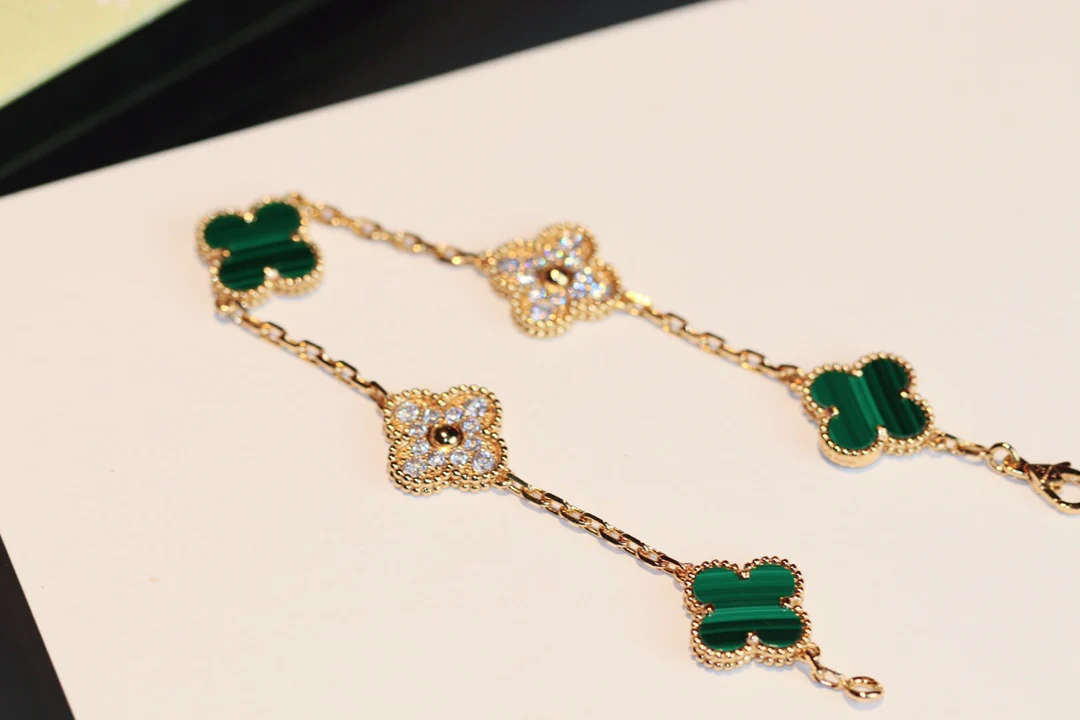 Браслет VCA - 7