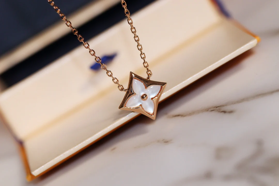 LV-Ожерелье 095