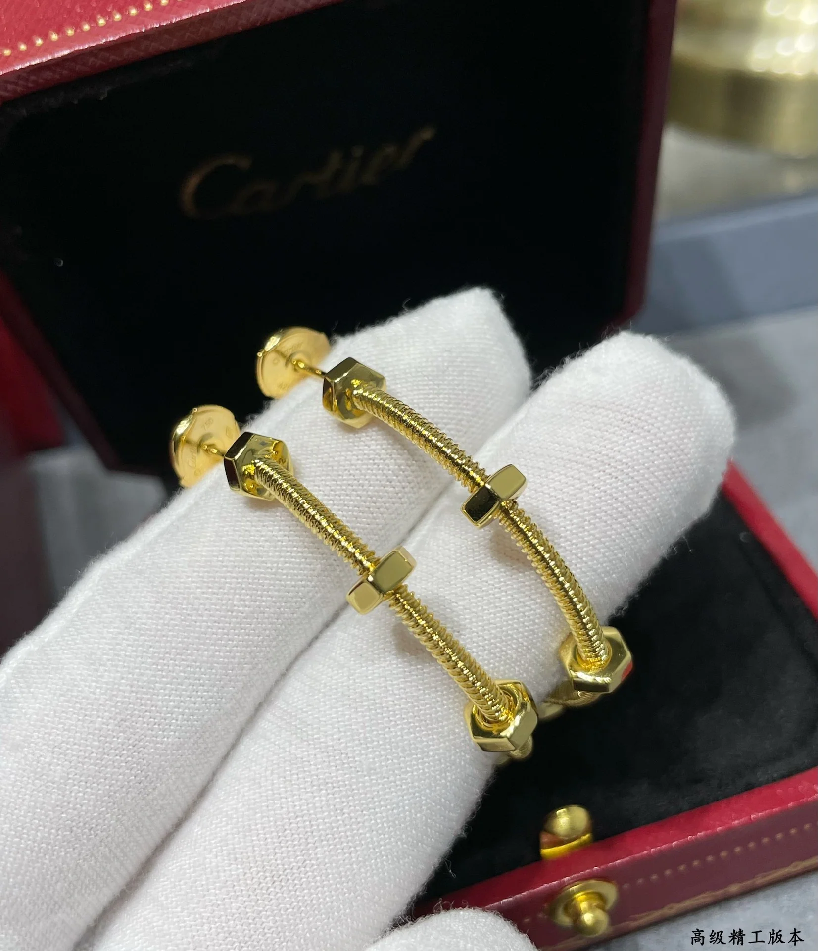 Серьги Cartier 008