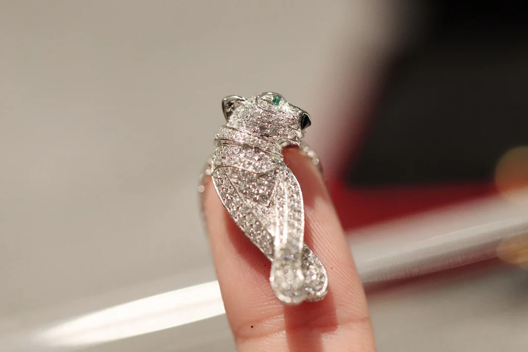 Коллекция Cartier Panthère – Большая двойная цепочка