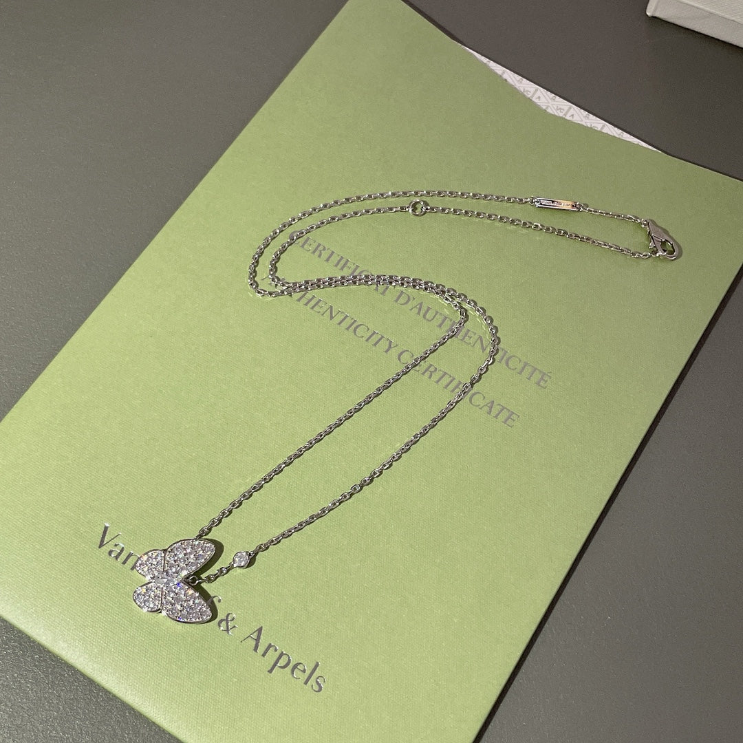 Van Vuitton - Колье 040