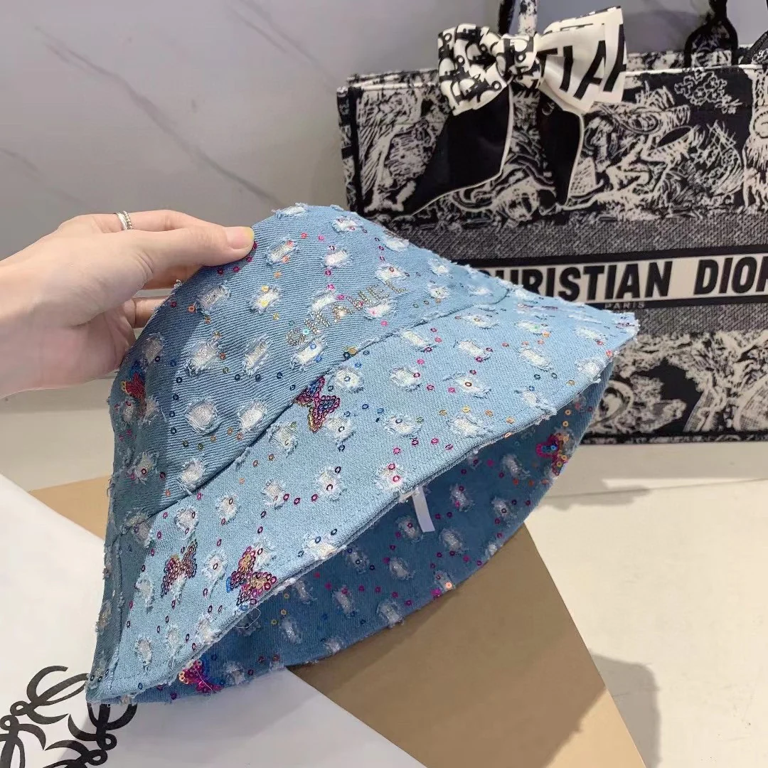 Новинка сезона весна/лето 2023 от Chanel - Рыбацкая шляпа