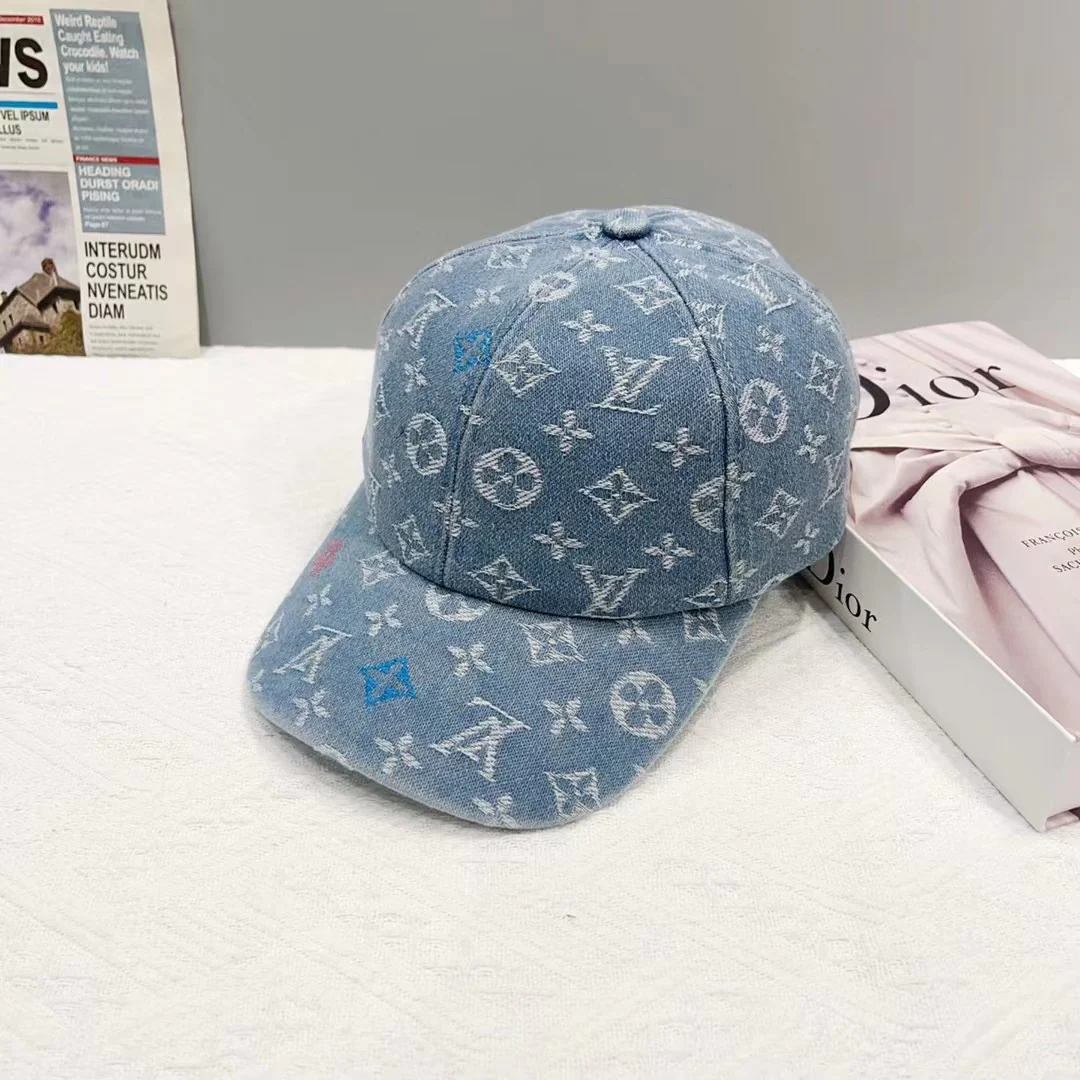 LV - Новая джинсовая бейсболка с монограммой