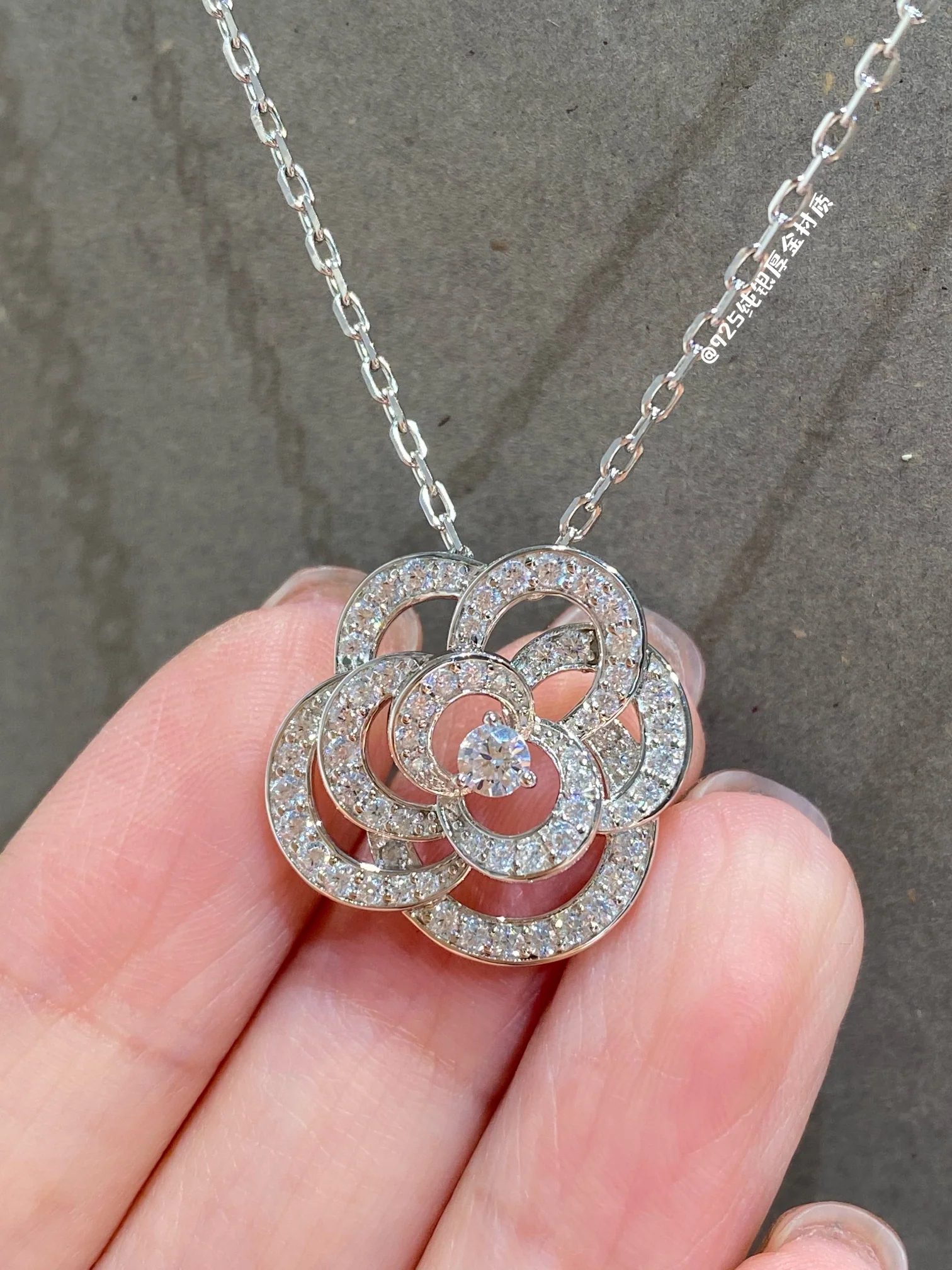 Колье Chanel 562