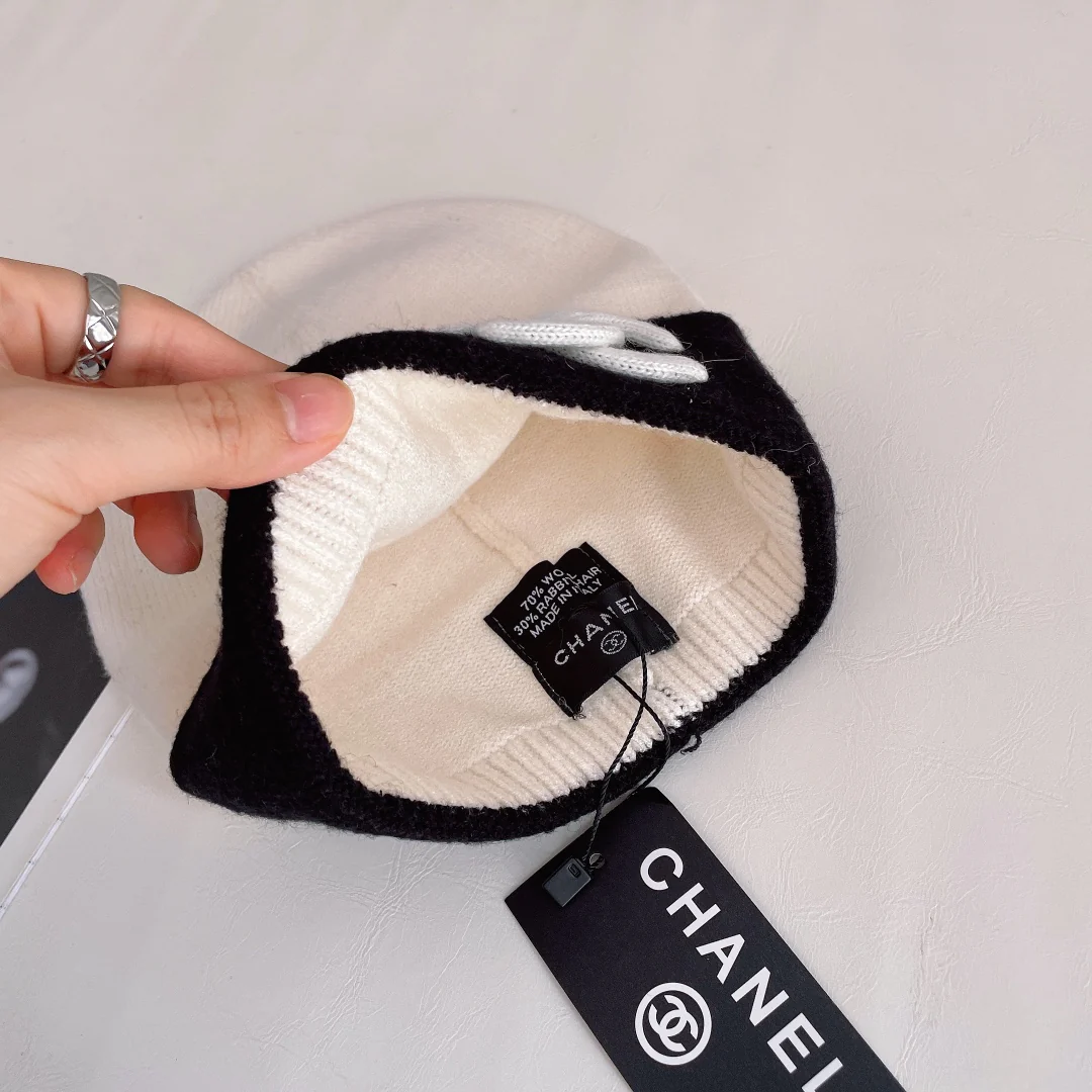 Chanel - Вязаная шапка-бини - Унисекс - Популярно на Xiaohongshu - Белая