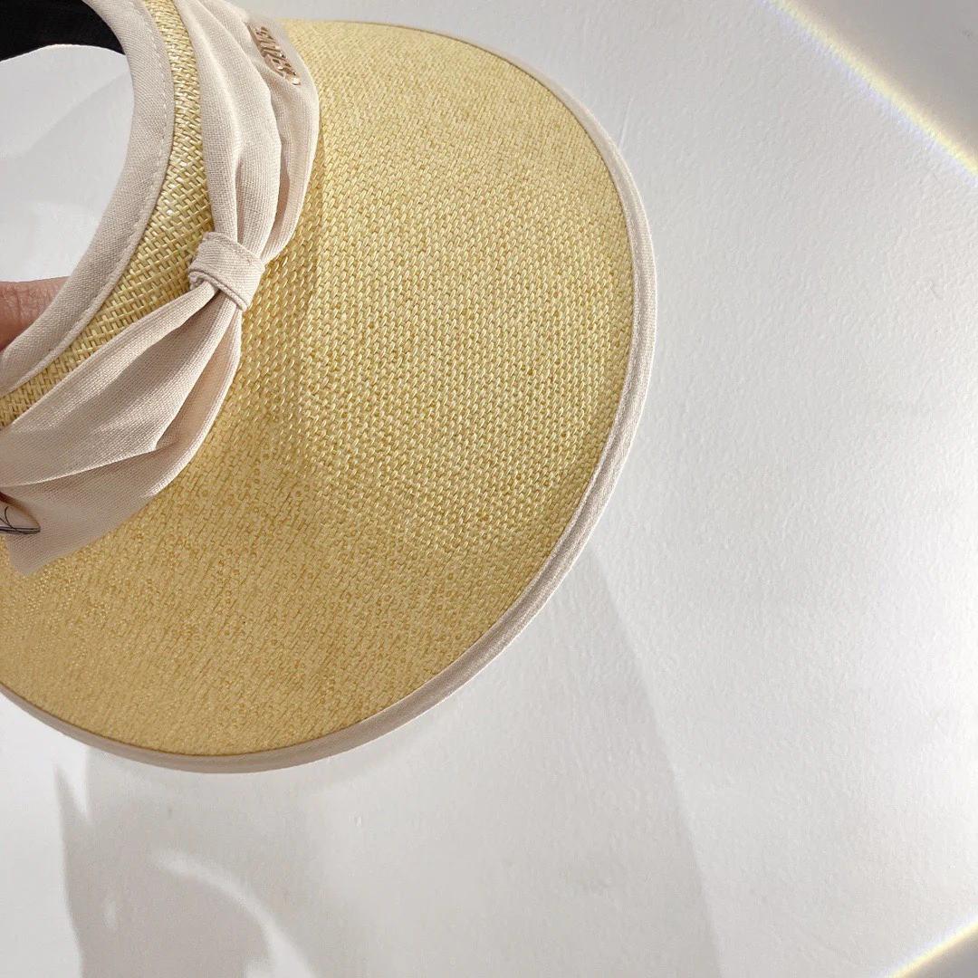 Соломенная шляпа Chanel 2022 с открытым верхом - 1 шт.
