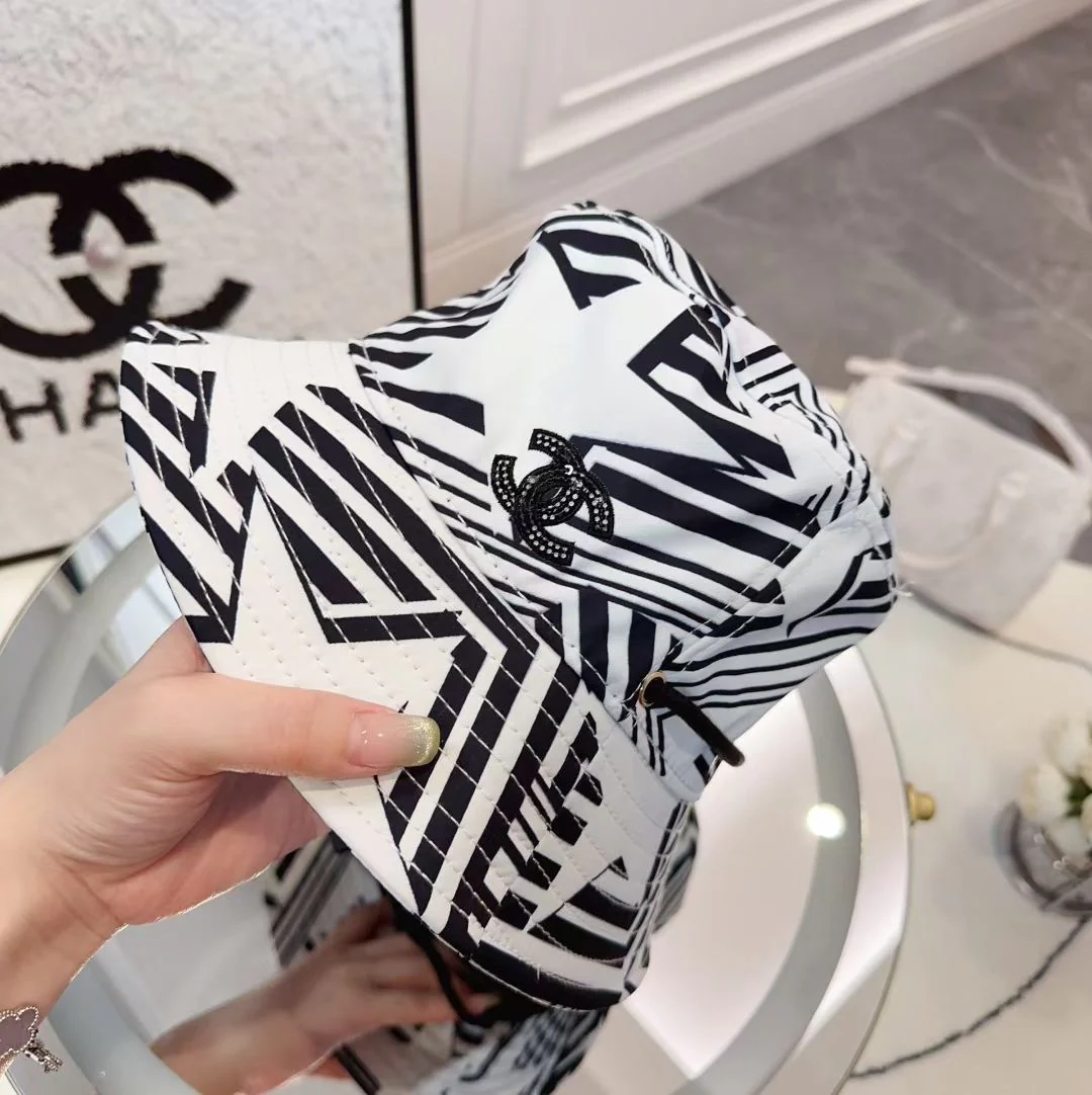 Рыбацкая шляпа Chanel — Новейшая коллекция, пользующаяся огромным спросом — Белая