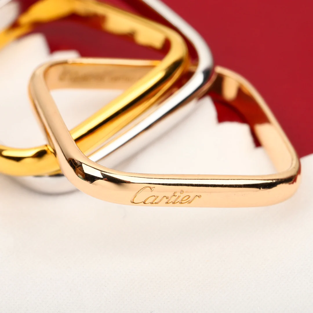 Кольцо Cartier 020