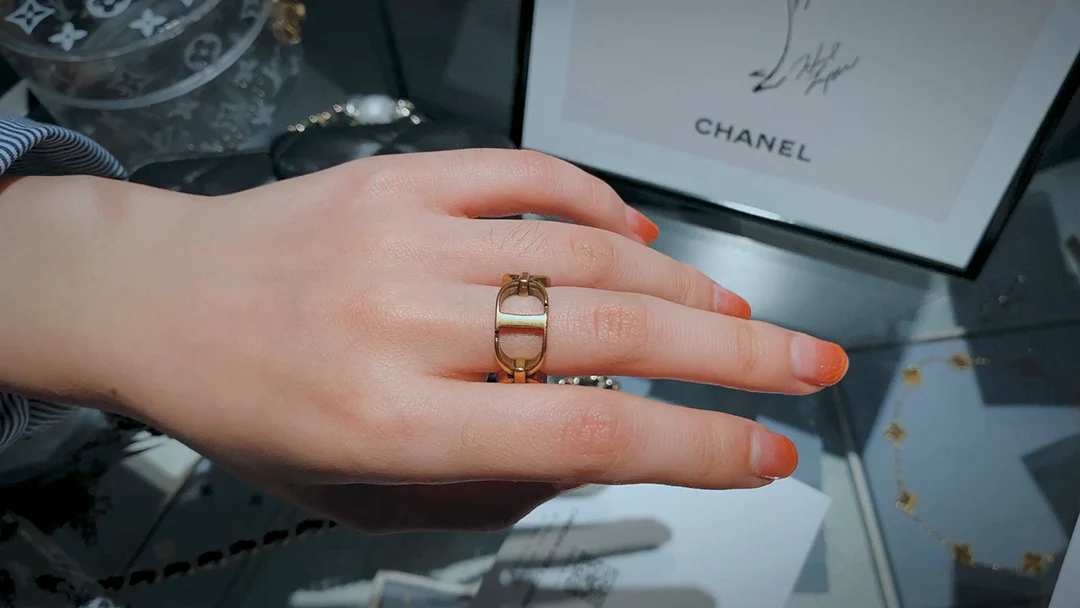 Кольцо Dior 2