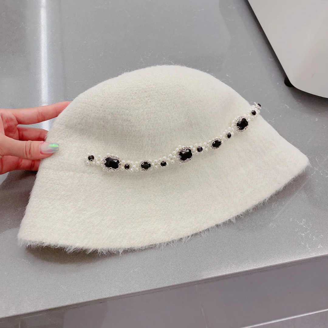 Miu Miu - Маленькая жемчужная рыбацкая шляпа - белая